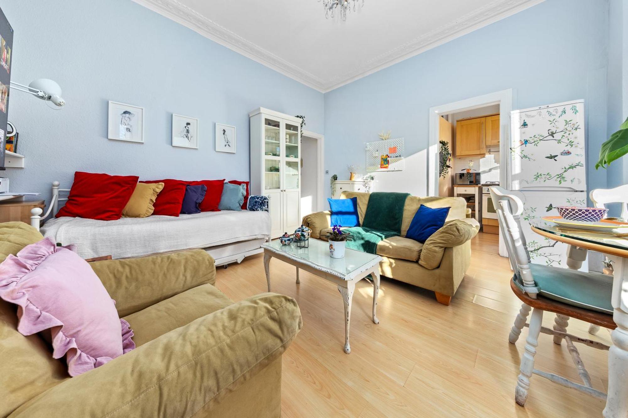 Artist's Bright Hampstead Heath Village 2 Bed Londres
