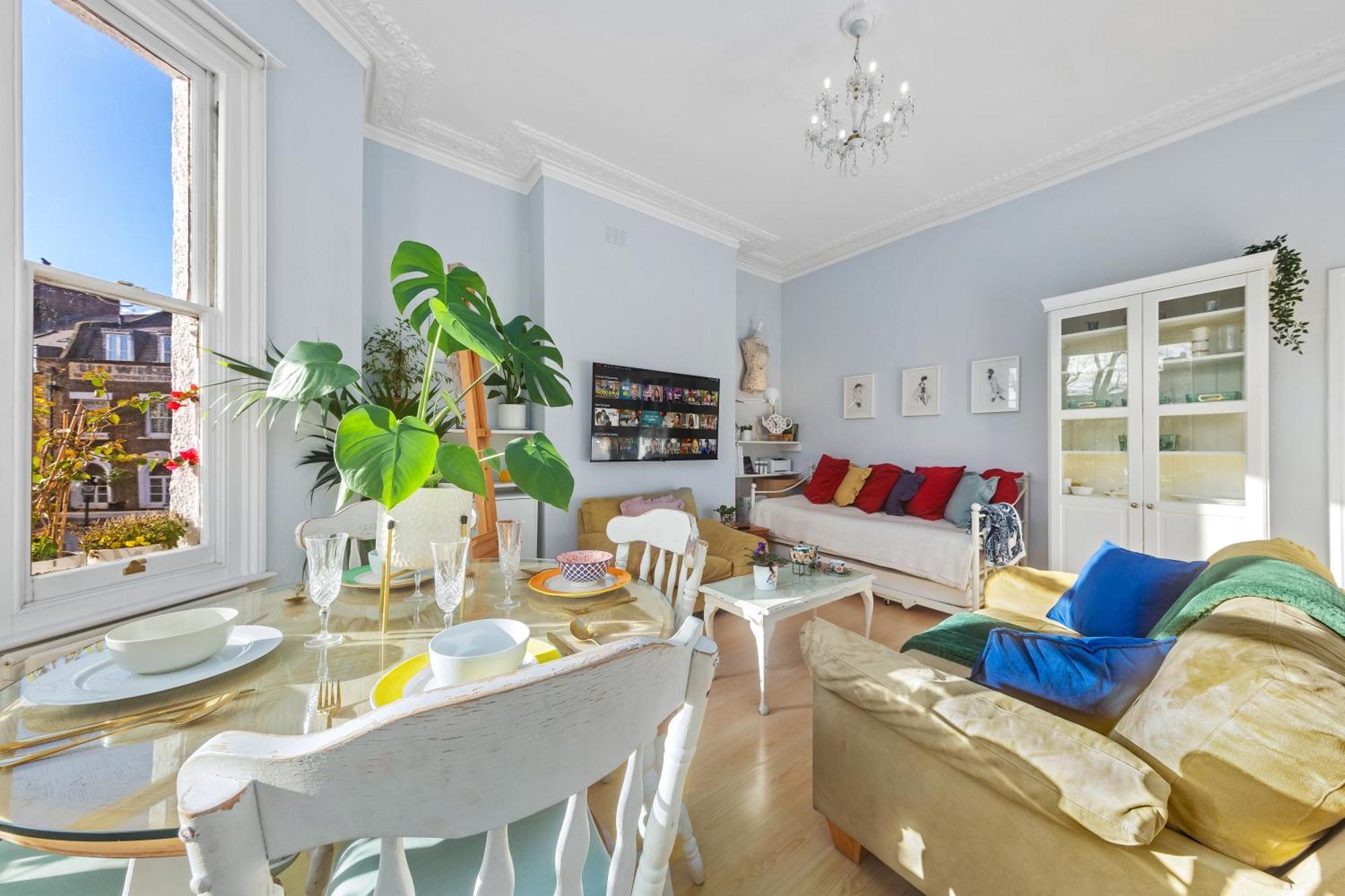 Artist's Bright Hampstead Heath Village 2 Bed Londres