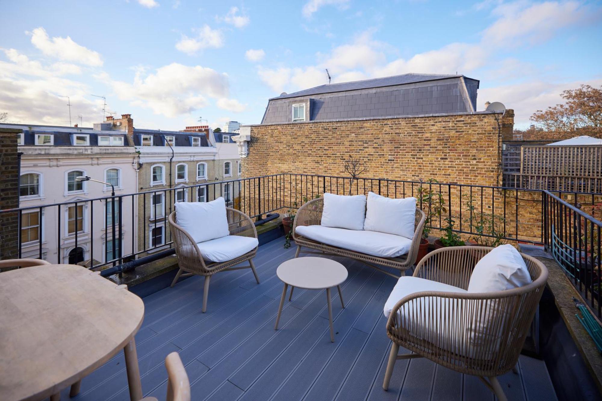 The Earl's Court Space - Modern 2bdr Flat With Terrace + Parking Appartement *