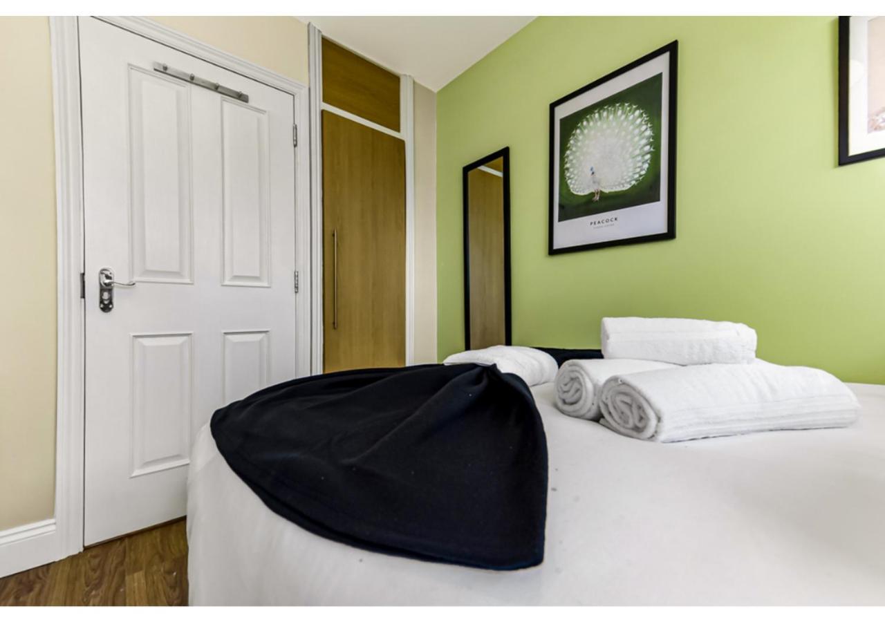 Apartment Stunning Family - Sleeps 11 *