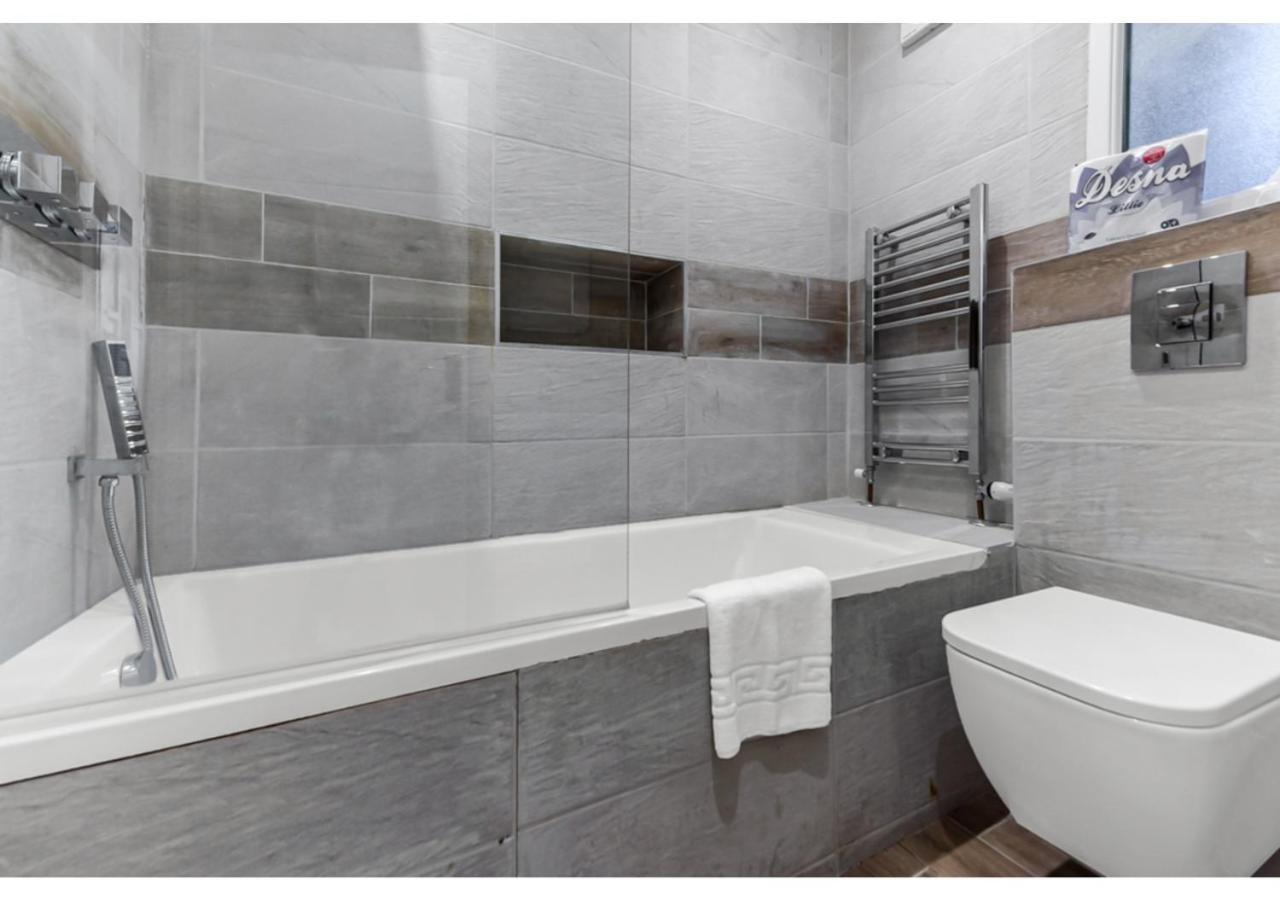 Apartamento Captivating 2 Bd Flat In *