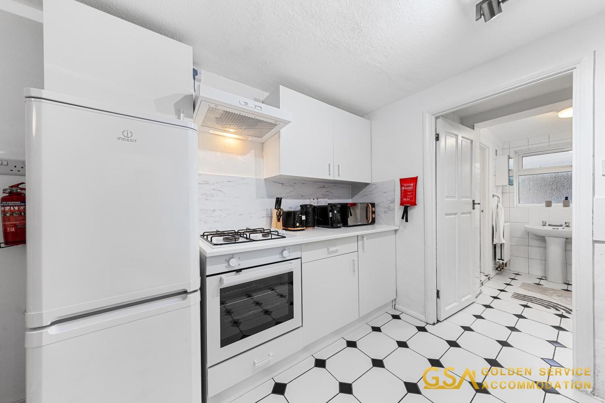 Stylist And Cosy 3 Bed House Leytonstone Sleeps 7 * Londres