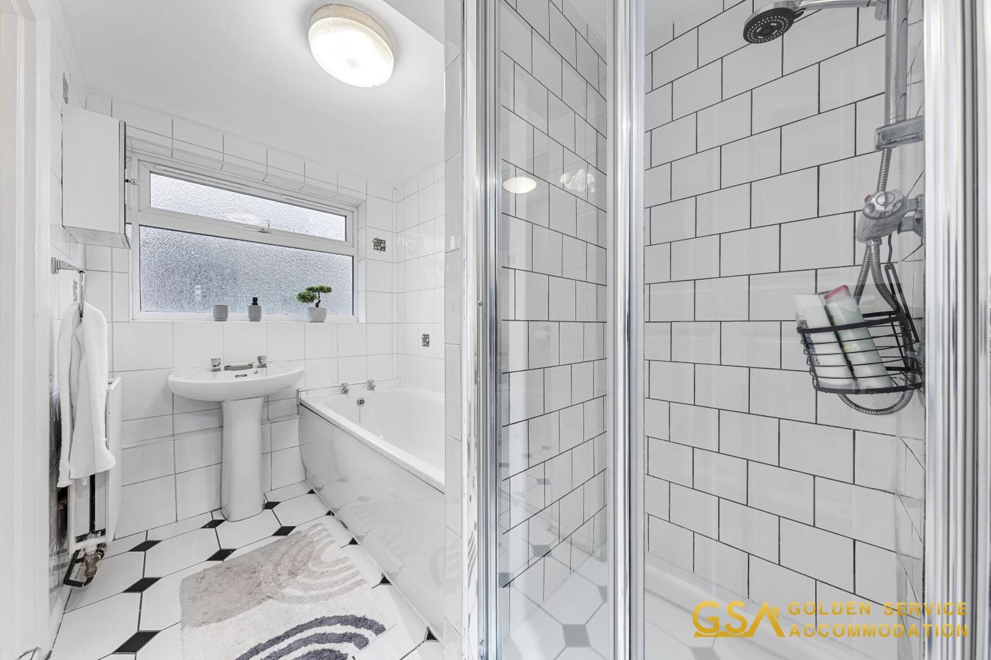 Casa de Férias Stylist And Cosy 3 Bed House Leytonstone Sleeps 7