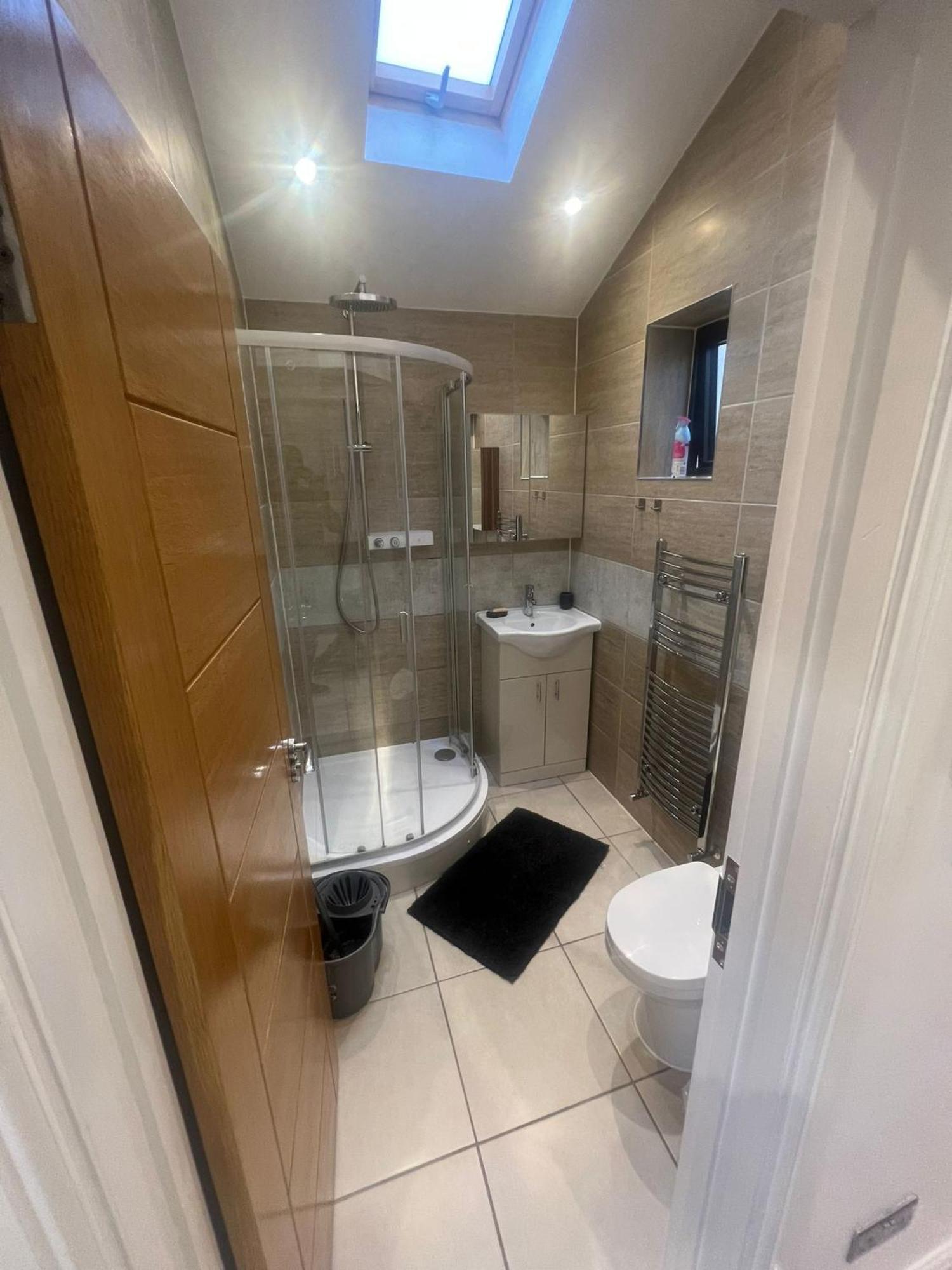 N8, Modern 2 Bedroom