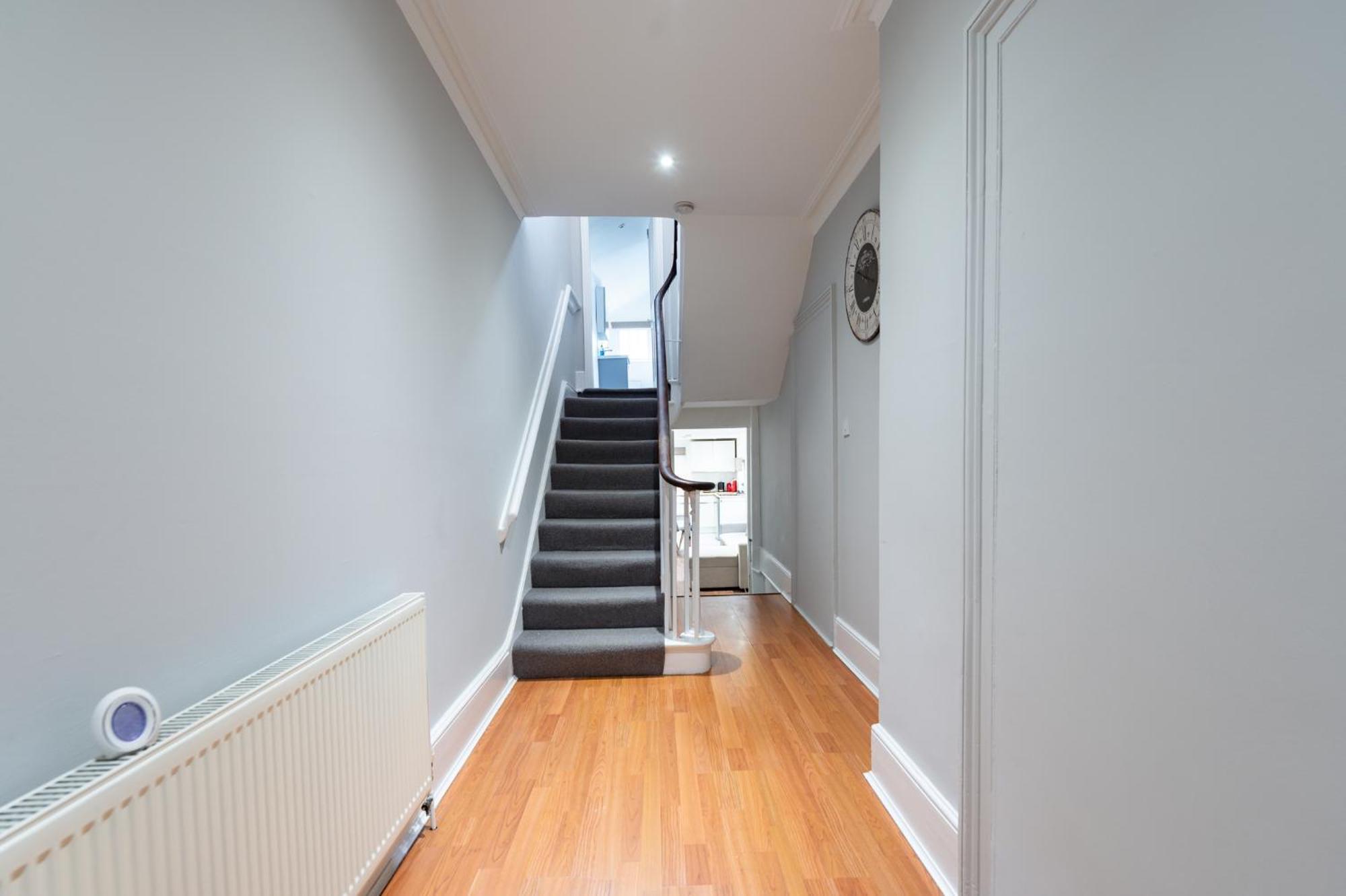Bright, Spacious & Large Wimbledon Flat Londres