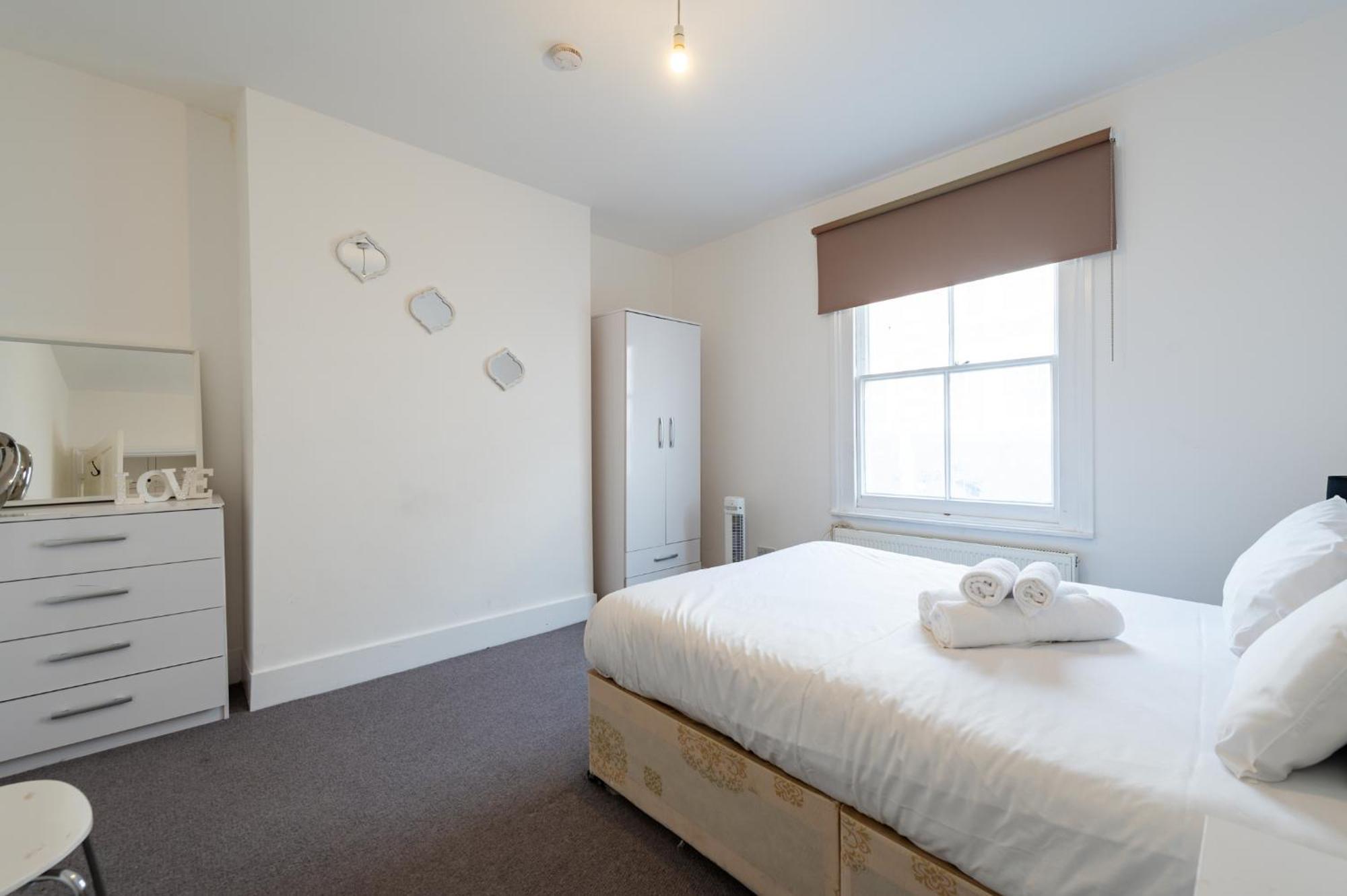 Bright, Spacious & Large Wimbledon Flat Londres