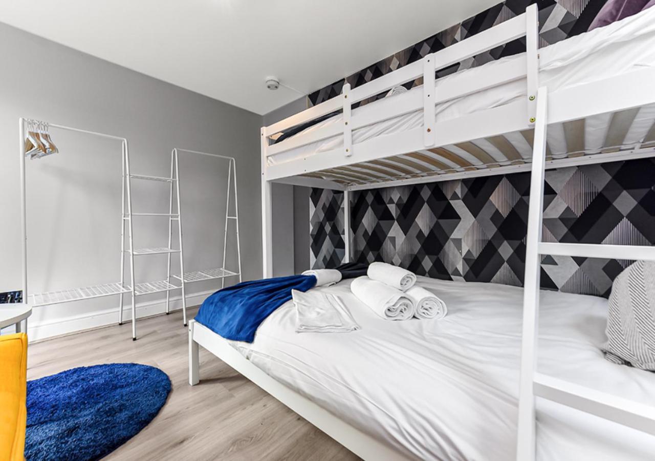 Amazing 2 Bedroom Flat In