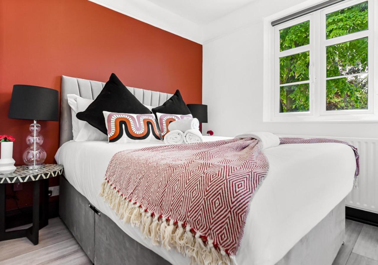 Radiant Serenity 2br Flat Sleeps 4 Warm Ambiance * Londen