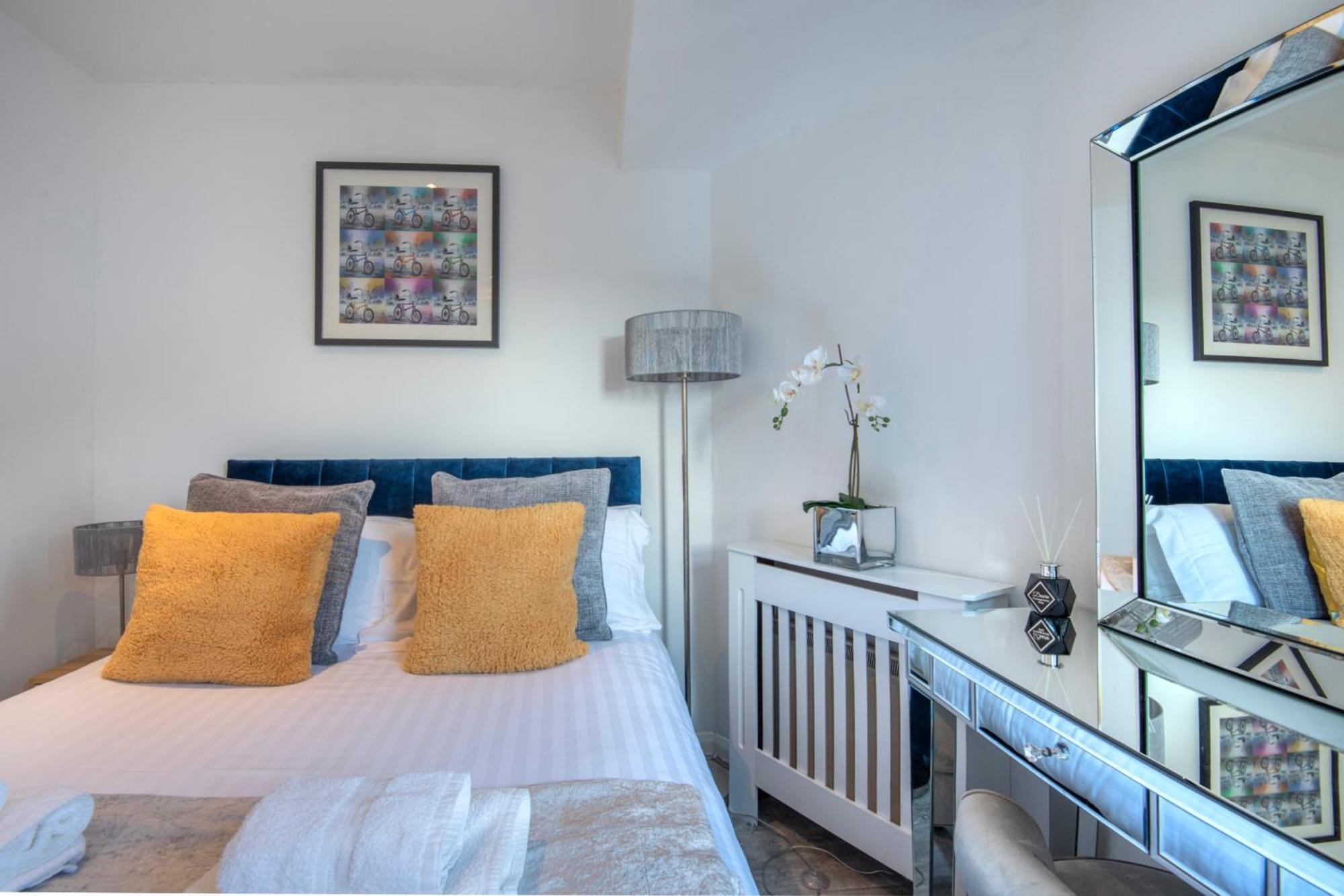 2 Bed Town House With Garden In Hackney, Apartamento *