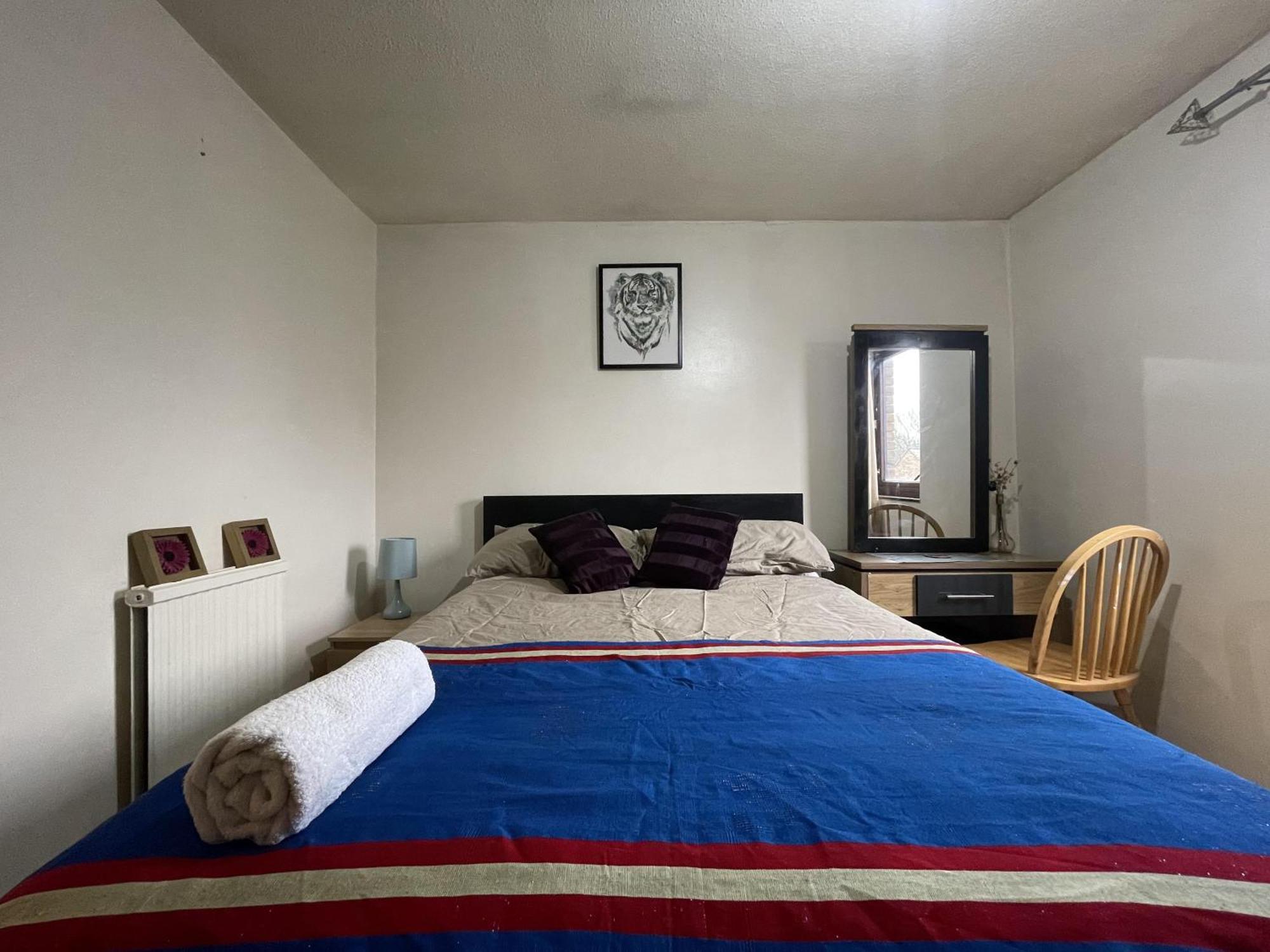 Comfortable 2-bed House In Zone 2 Casa de férias Londres