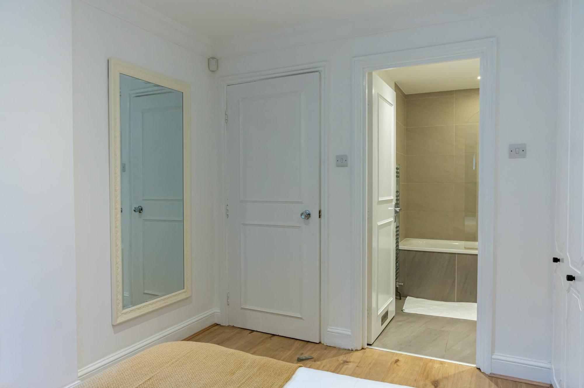 Appartement 4 Bedrooms Peaceful Abbey Rd - St Johns Wood Londen