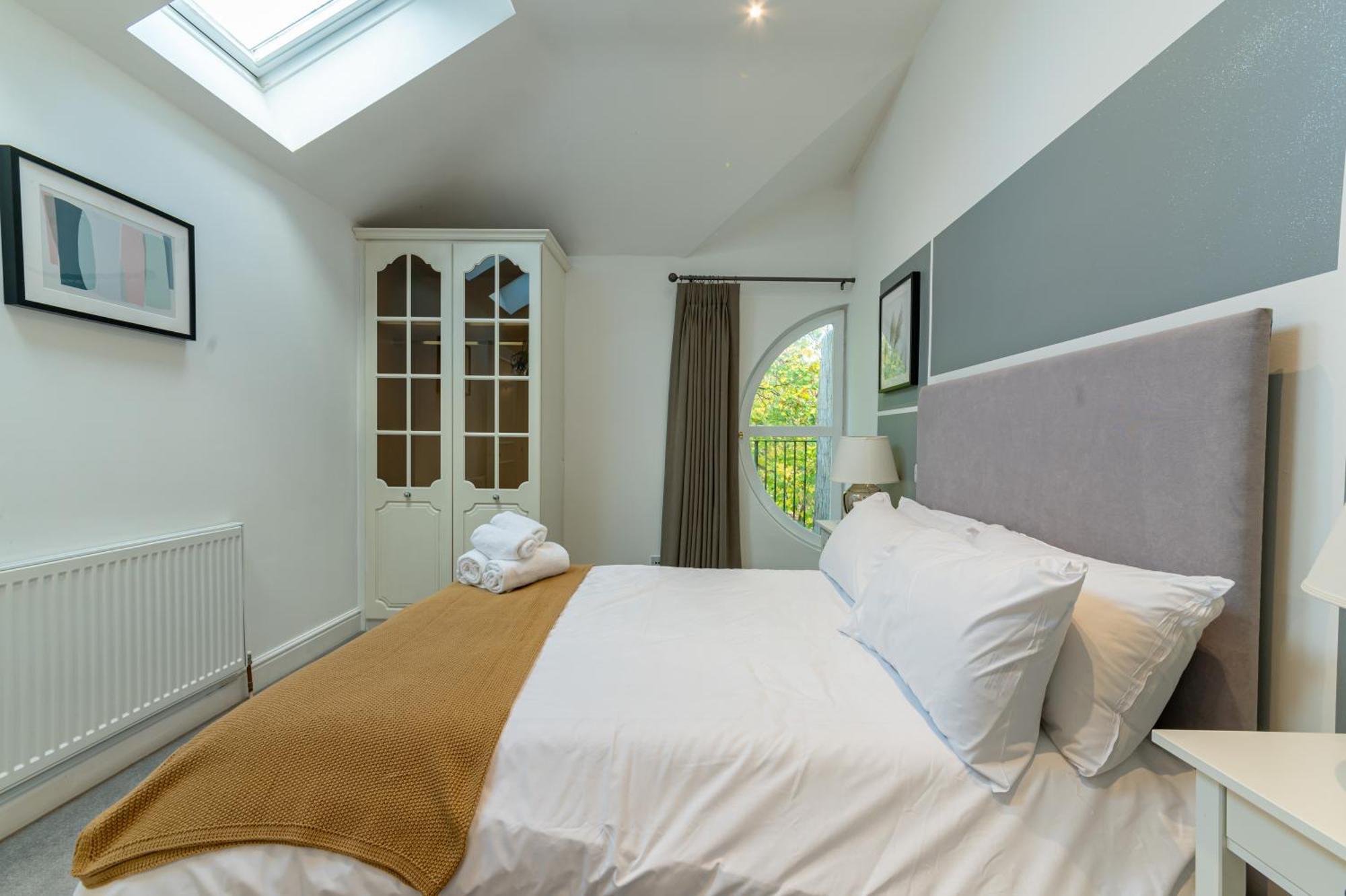 Unique 3 Beds 2 Baths Abbey Rd St John's Wood Apartment *