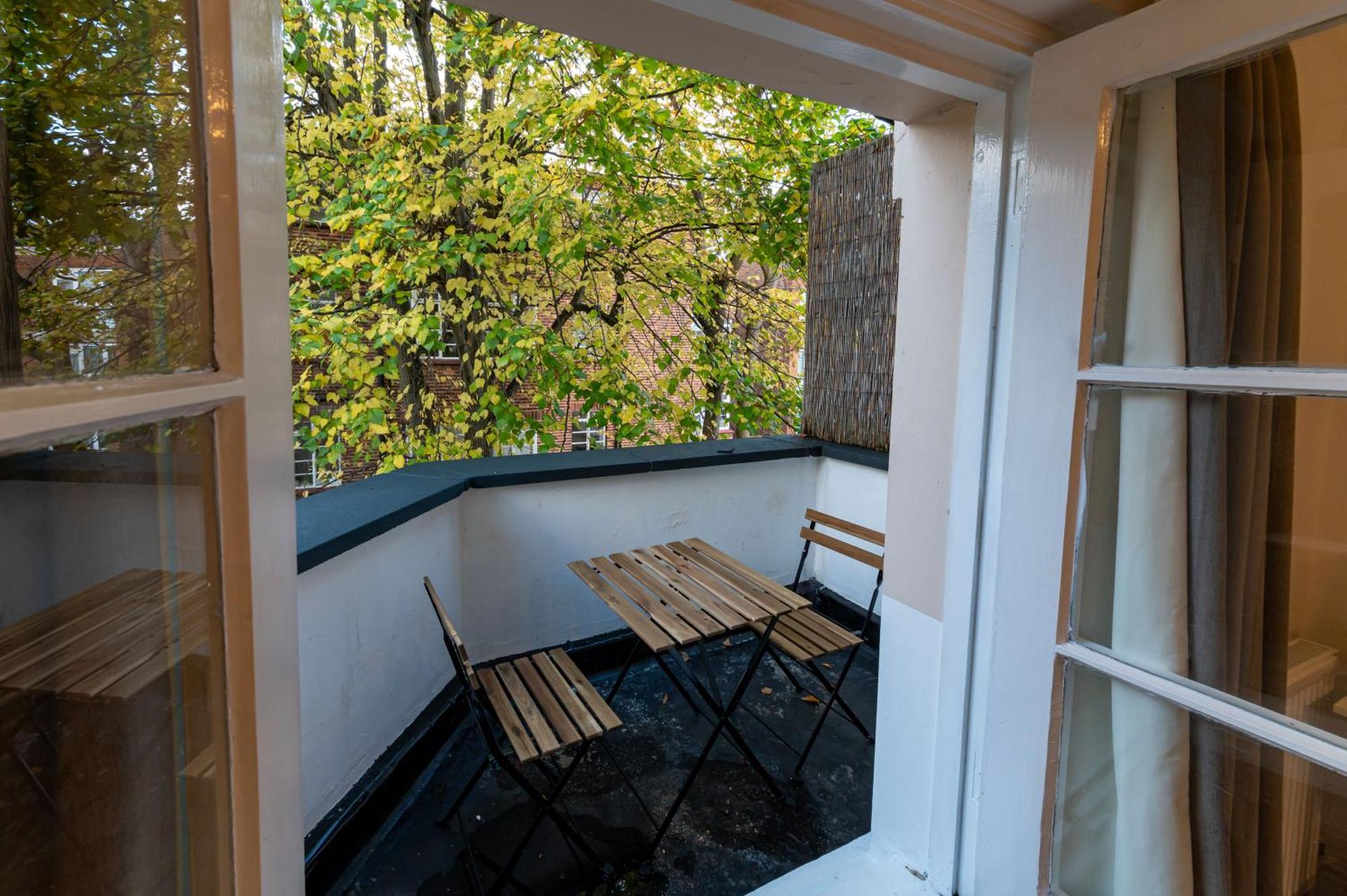 Unique 3 Beds 2 Baths Abbey Rd St John's Wood Apartment London