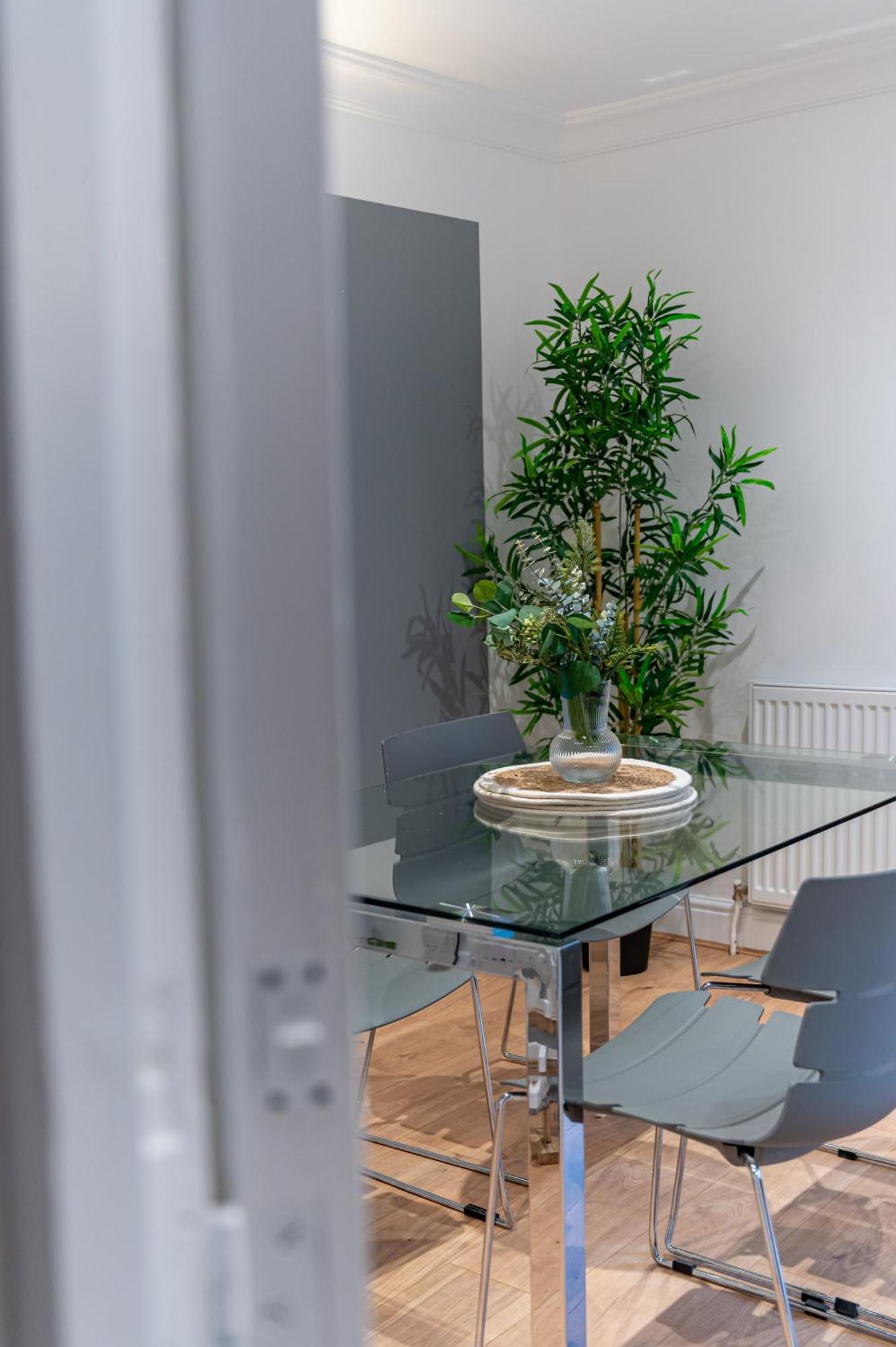 Unique 3 Beds 2 Baths Abbey Rd St John's Wood London