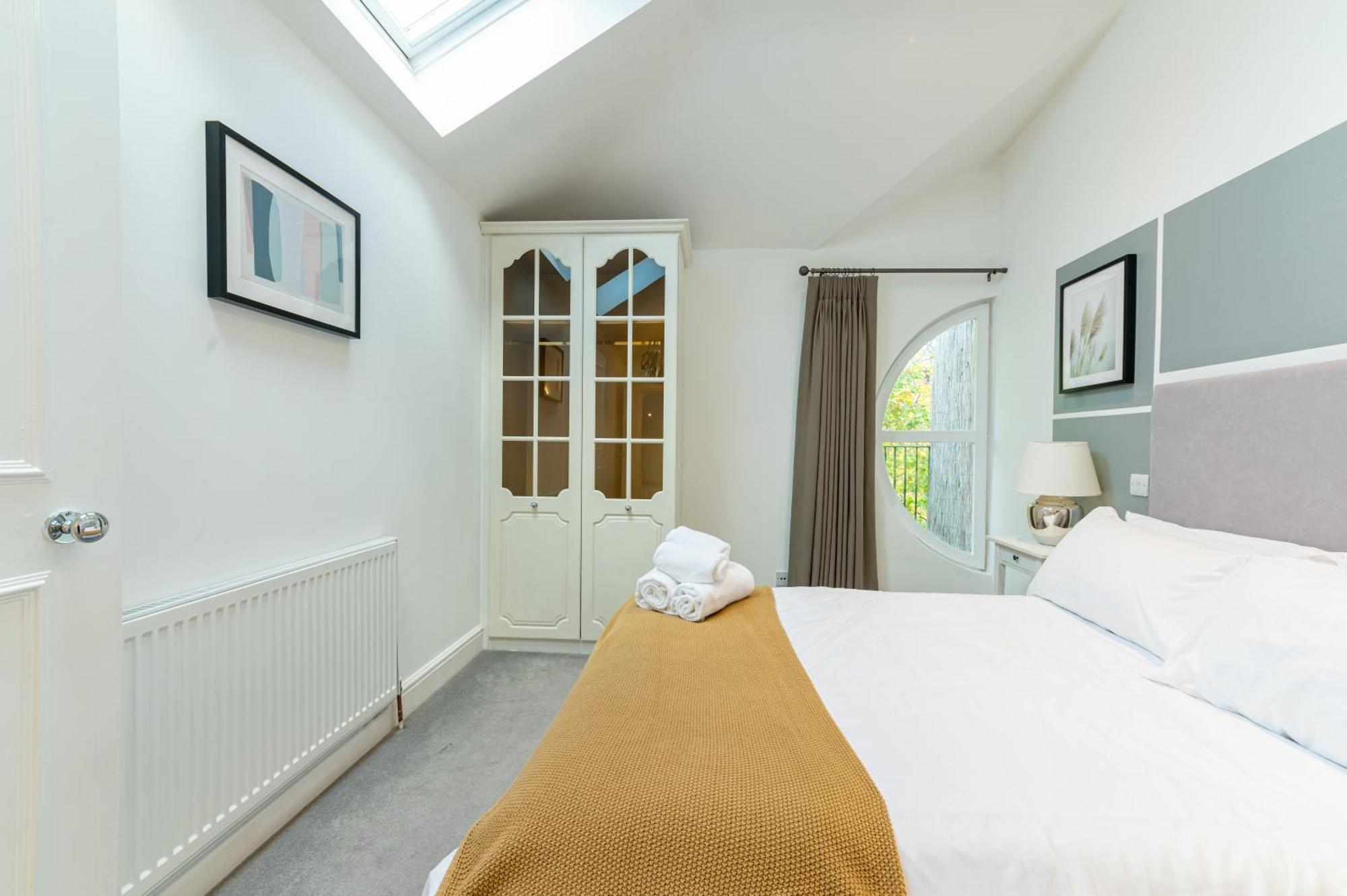 Unique 3 Beds 2 Baths Abbey Rd St John's Wood London