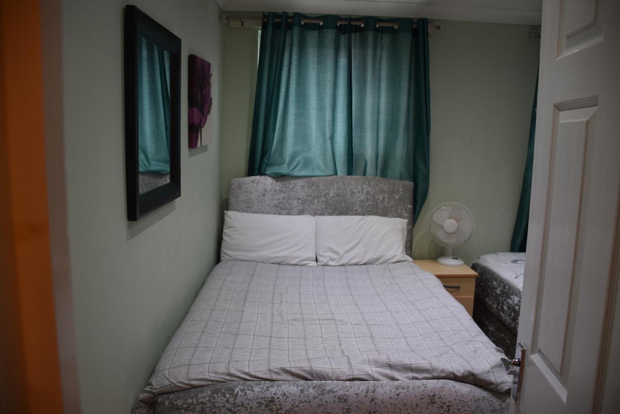 Three Bedroom House Lancaster Road Hébergement de vacances *