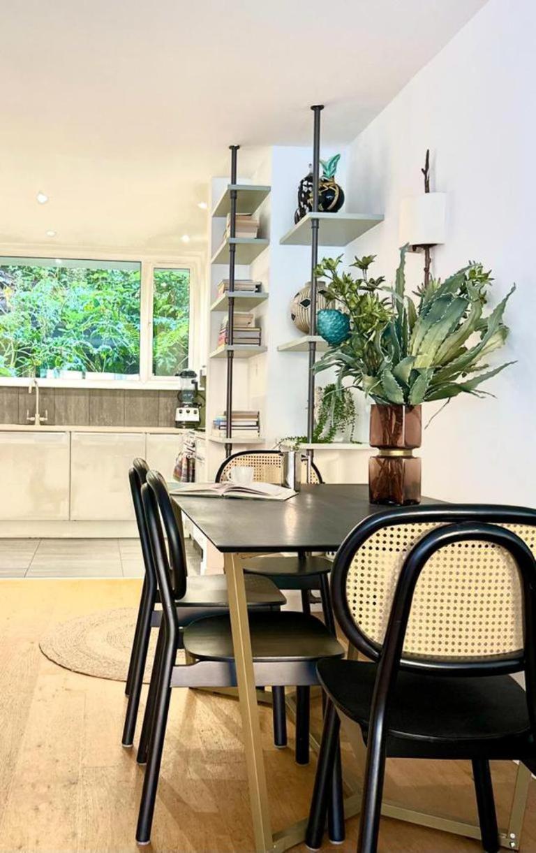 Hébergement de vacances 3 Bdrm Notting Hill Mews House - 2 Balconies