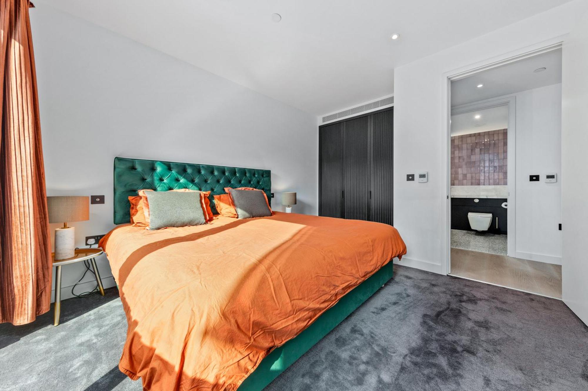 Apartment Central Stay-fabulous Ultra-central Luxury Designer Two Bedroom-pool-gym-full Ac London