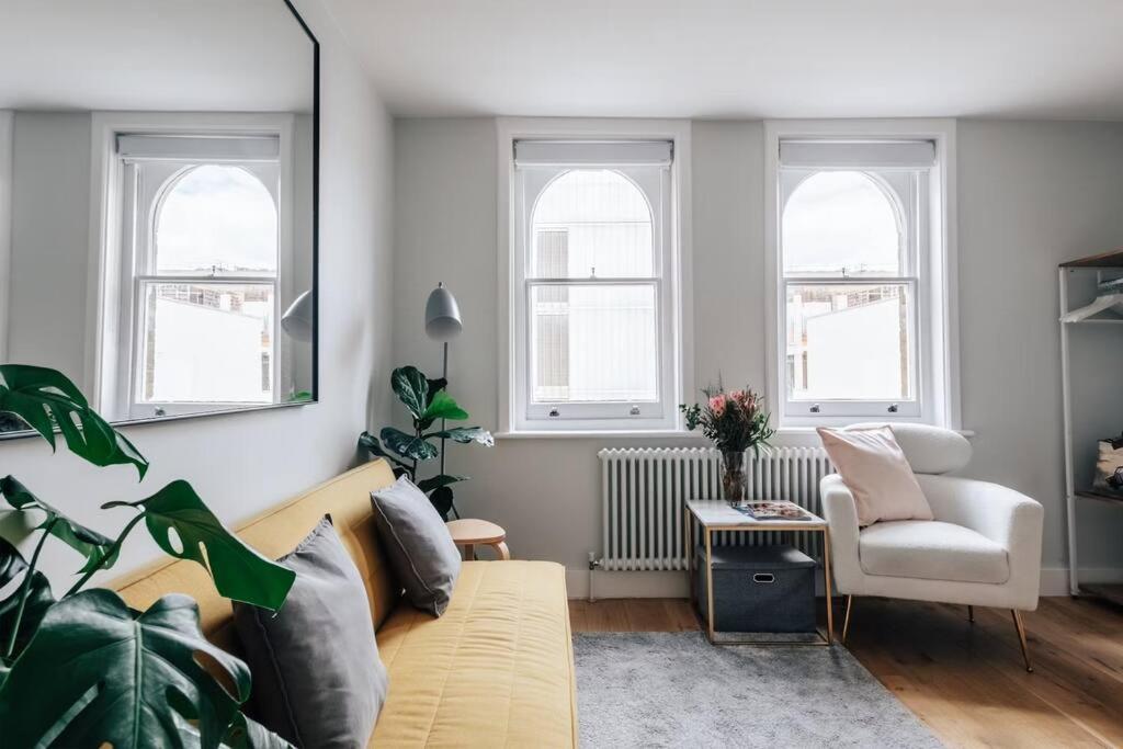 Hello, Fitzrovia! Apartment