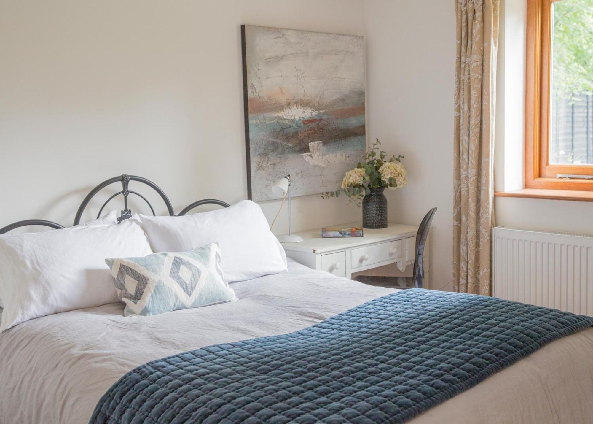 Crescent Lodge, Crouch End, *