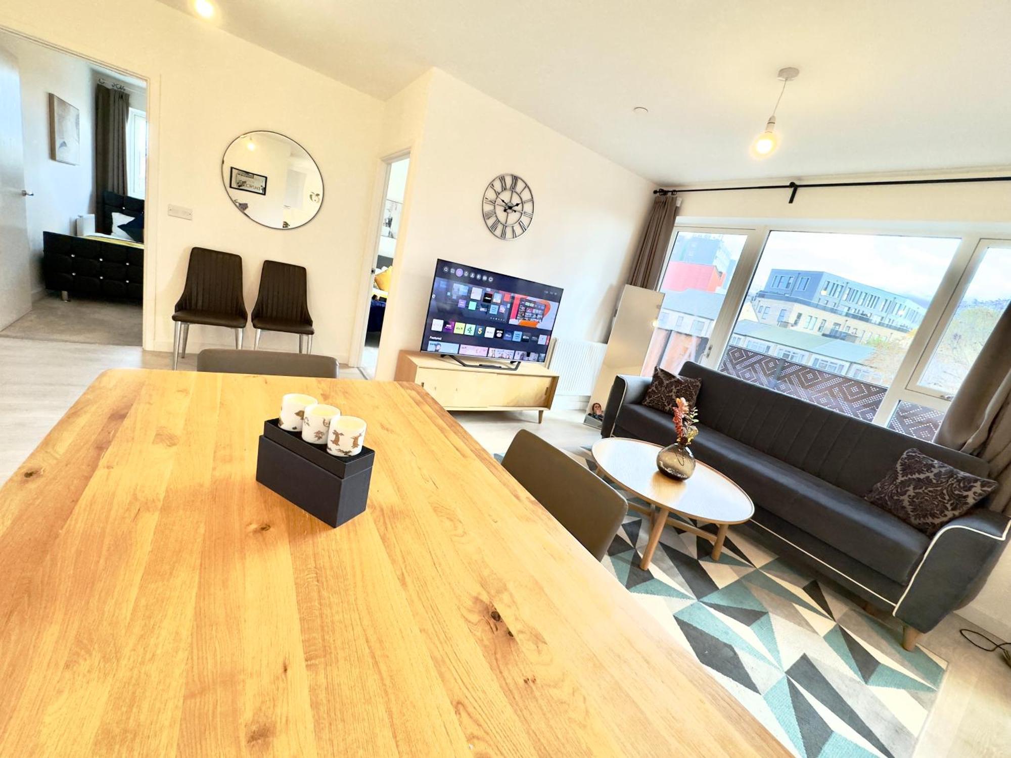 3bedroom, 2bathroom, Balcony,luxury Flat Westfield Apartamento