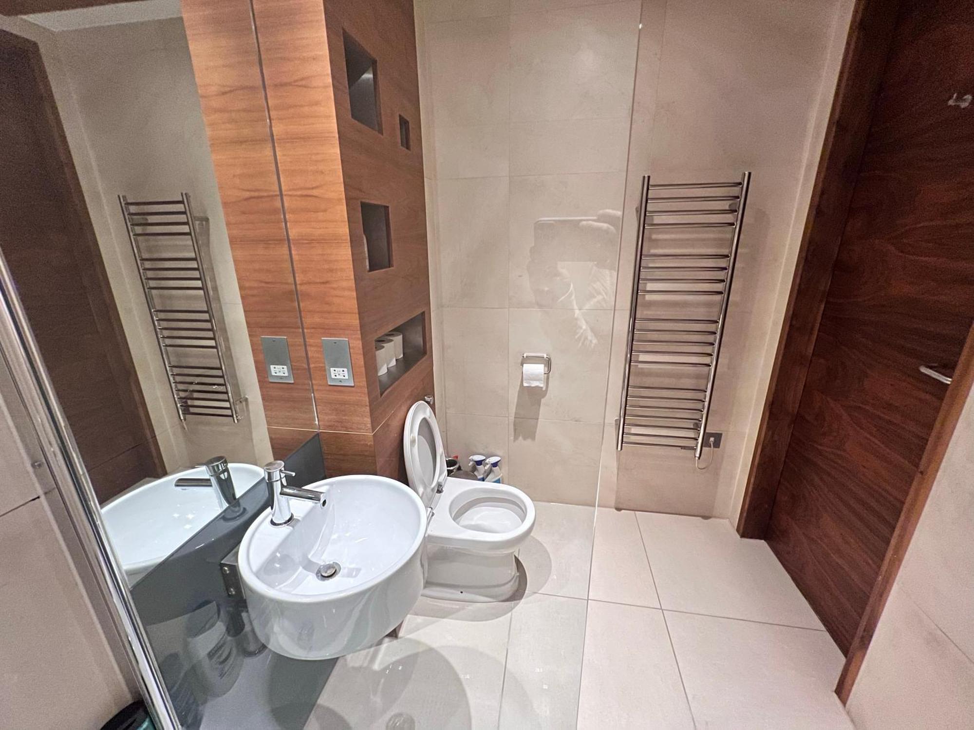 Deluxe Entire Flat At Farringdon Station Appartement