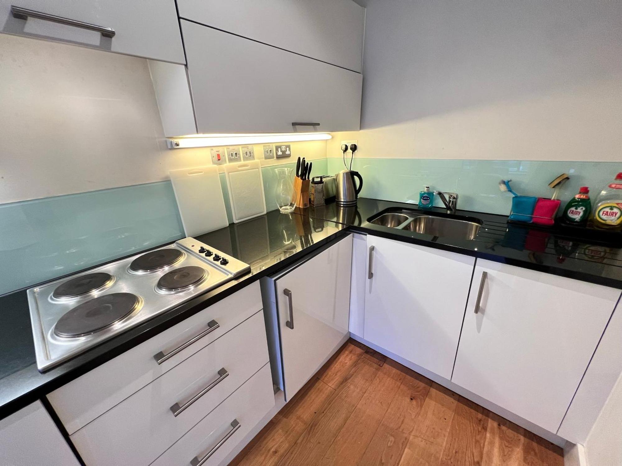 Deluxe Entire Flat At Farringdon Station * Londen