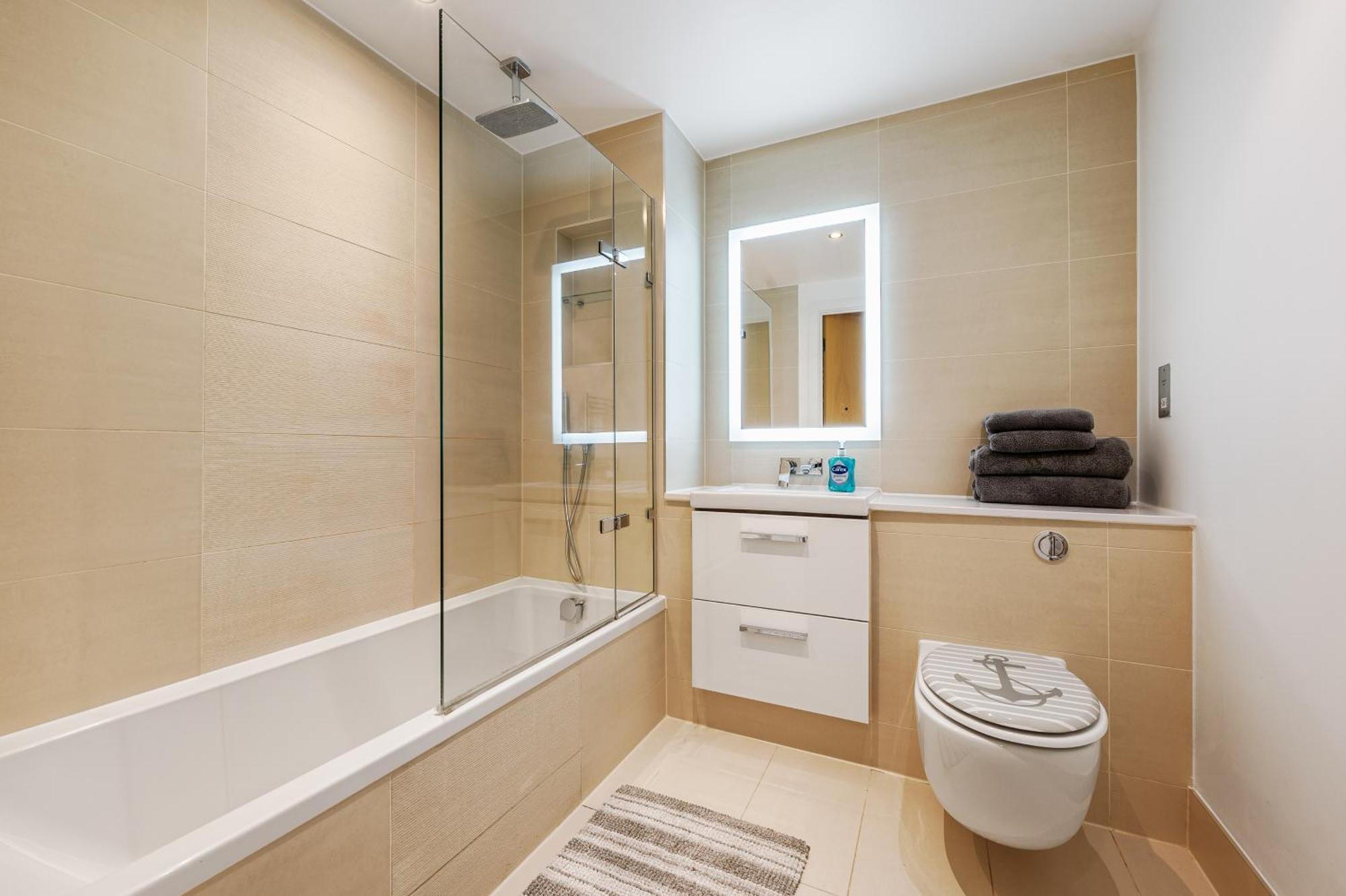 Large Modern One Bedroom * Londres