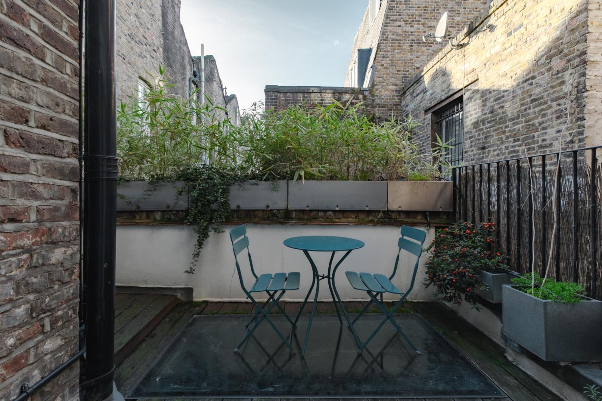 Beautiful 4 Bedroom House Near Paddington Station *