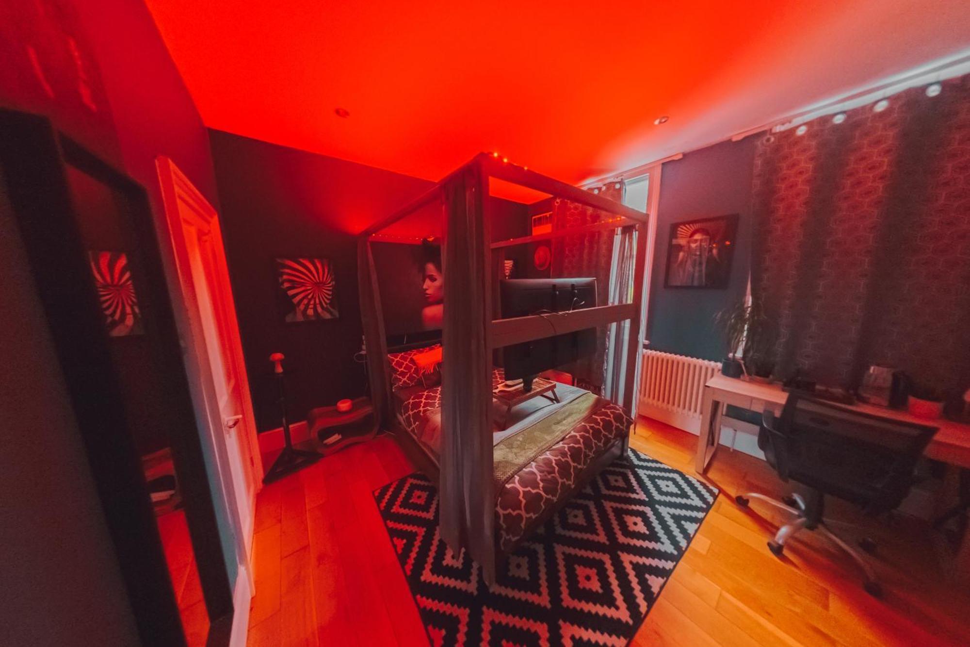 Hospedagem domiciliar Master En - Townhouse Double With Garden & Hot Tub *