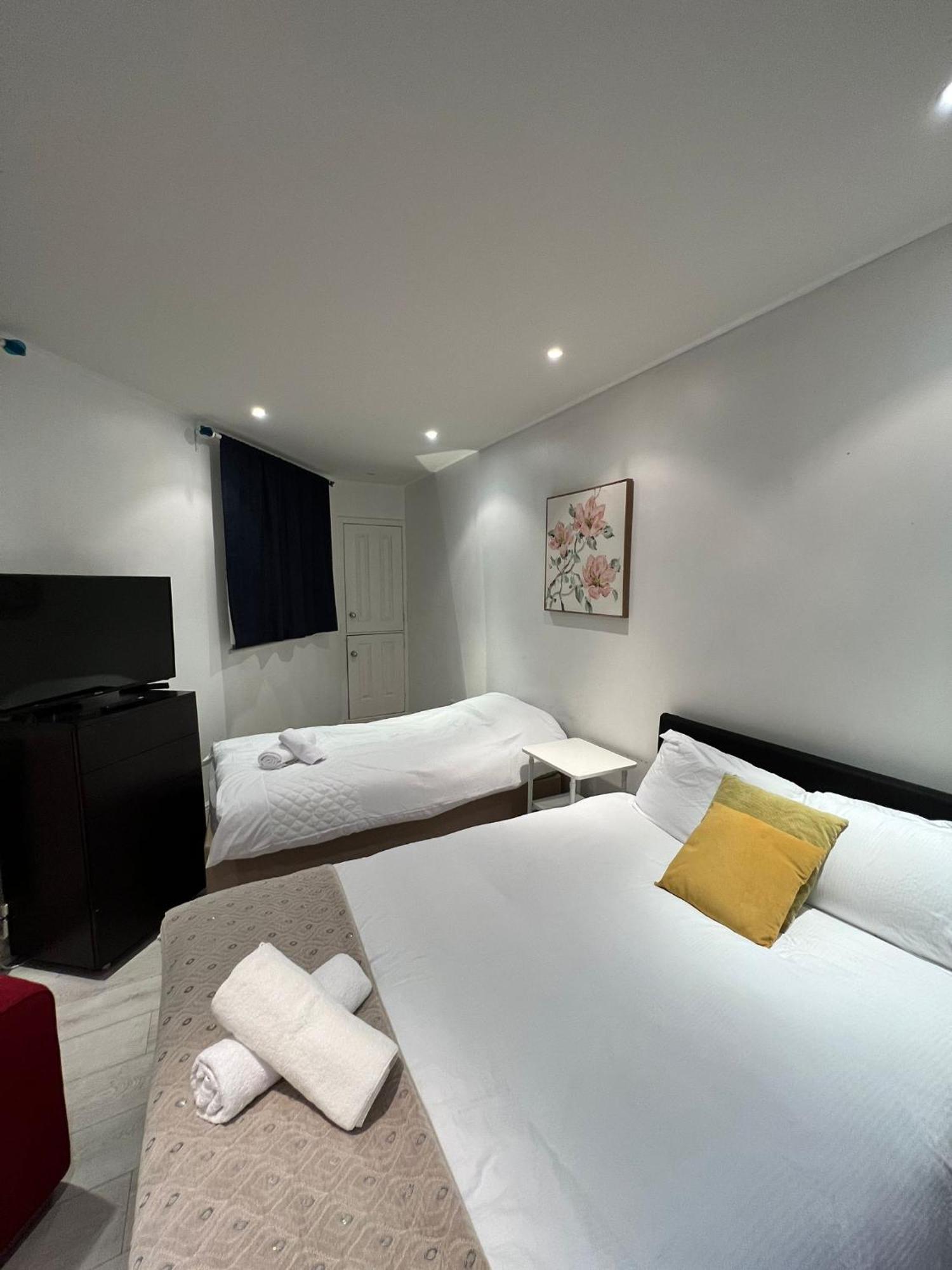 Guest house Fulham *