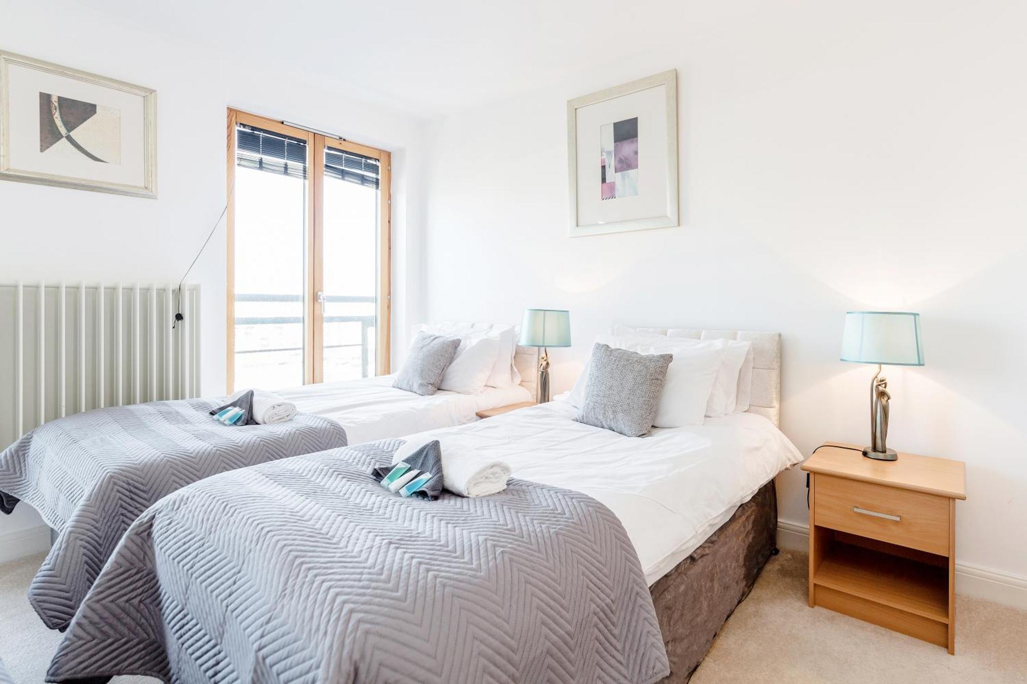 Premium By Excel * Londres
