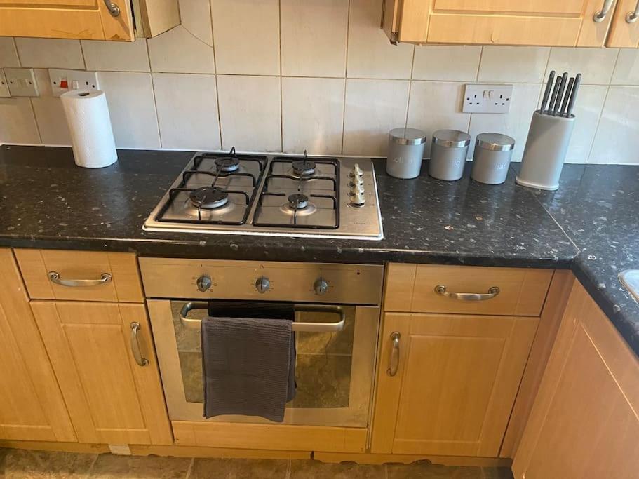 Spacious 2 Bedroom Flat Apartamento