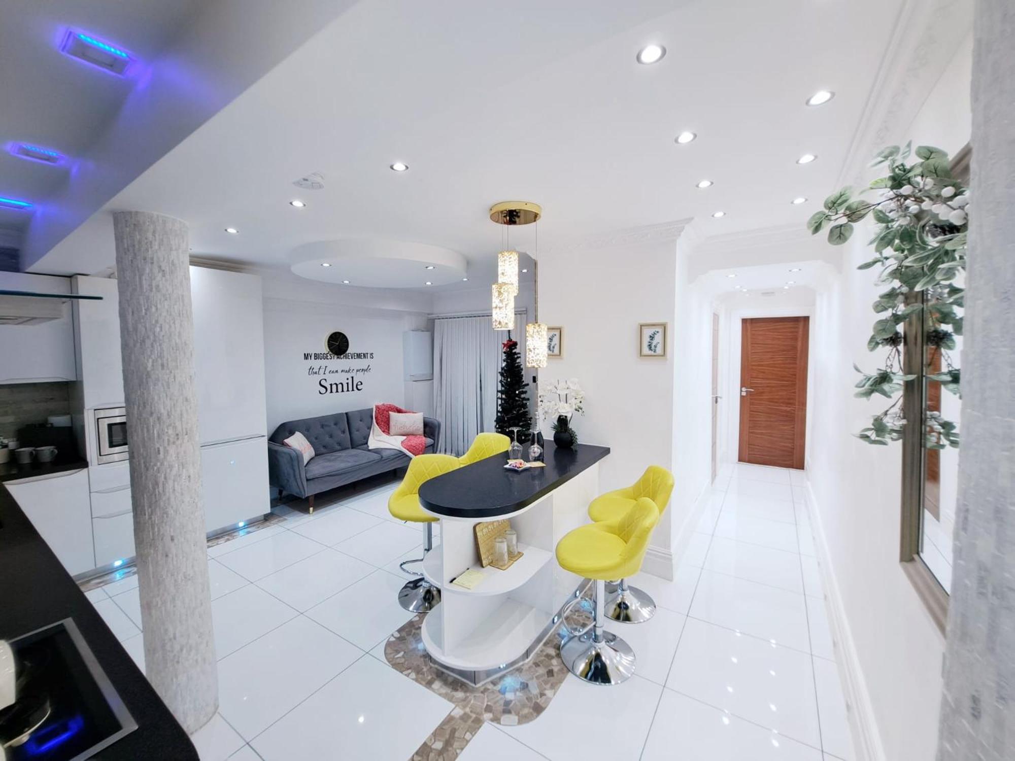 Elegant 2 Bed Garden Flat, London, Paddington! Apartamento Londres