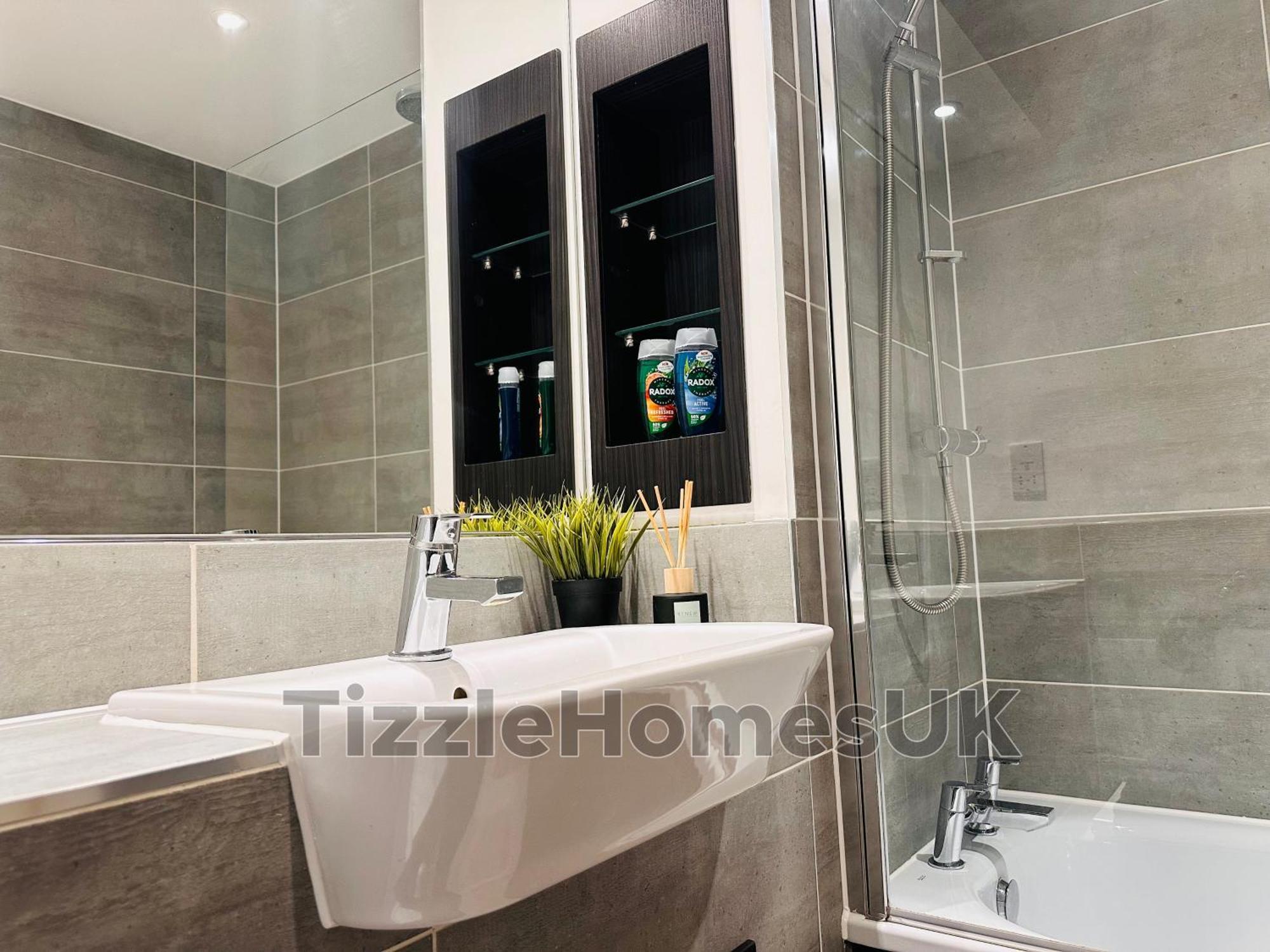 Tizzlehomesuk
