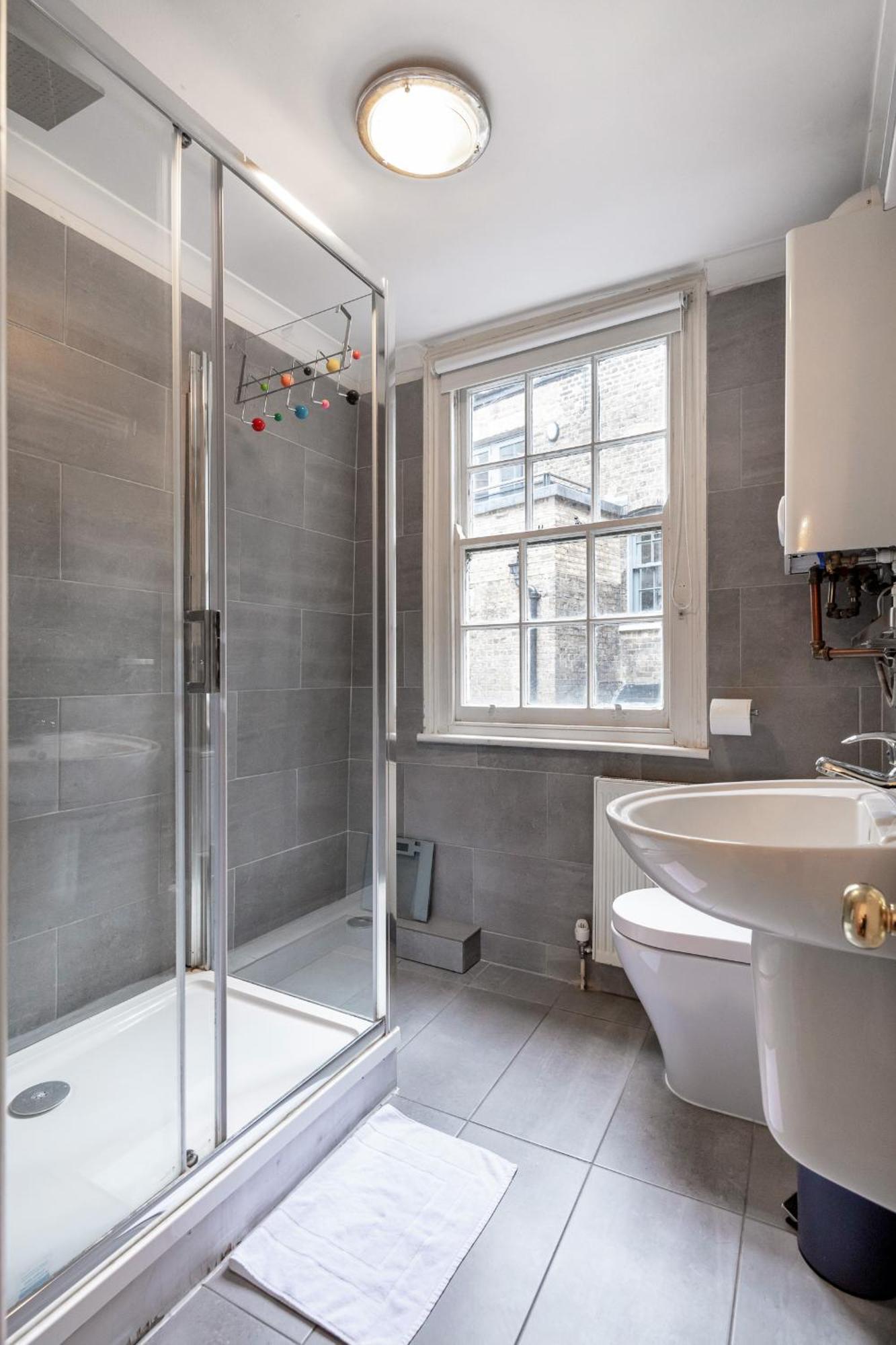 Lovely Airconditioned One Bed In The Heart Of Covent Garden * Londres