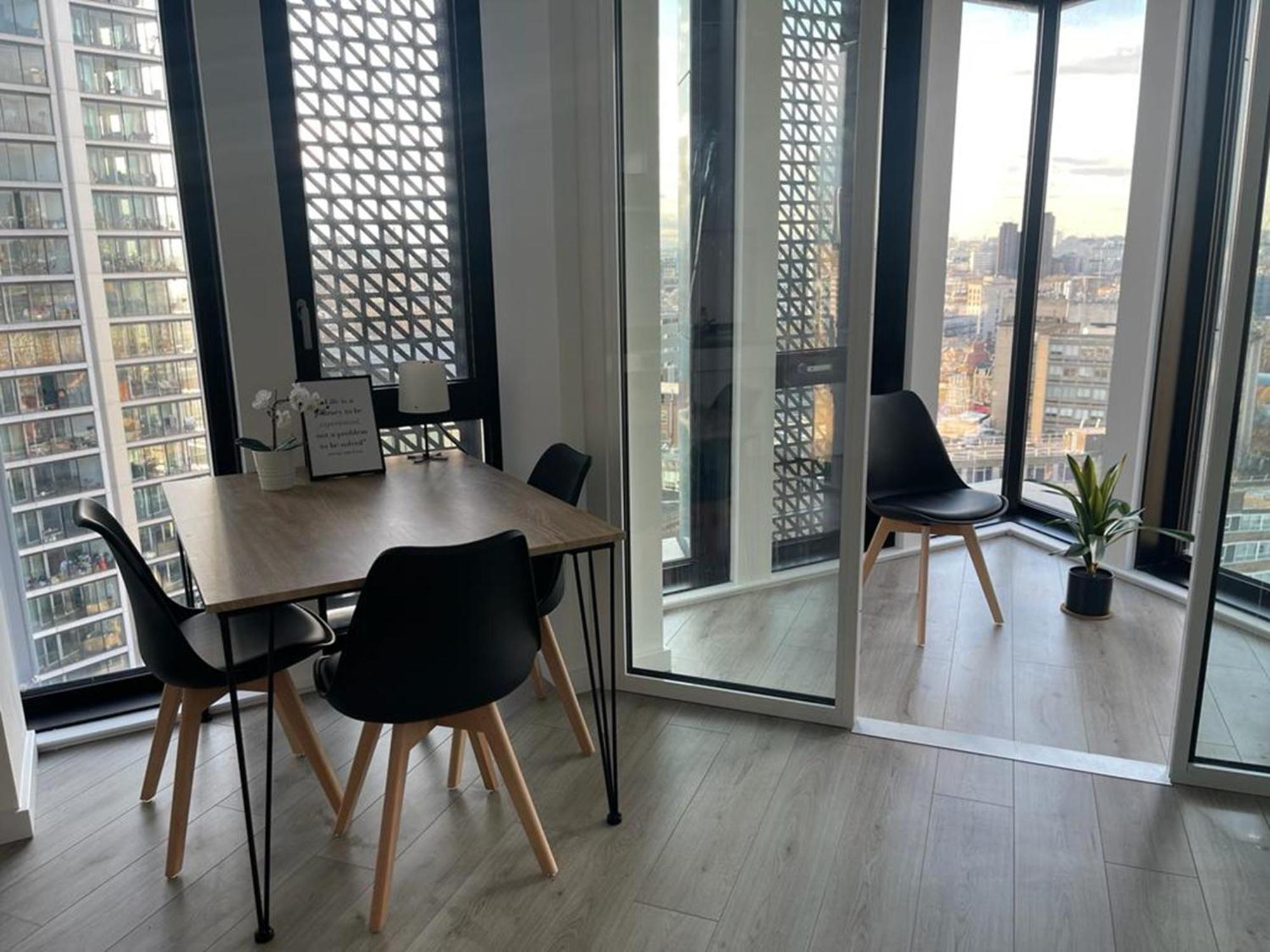 Manhattan Pad By Condokeeper * Londen