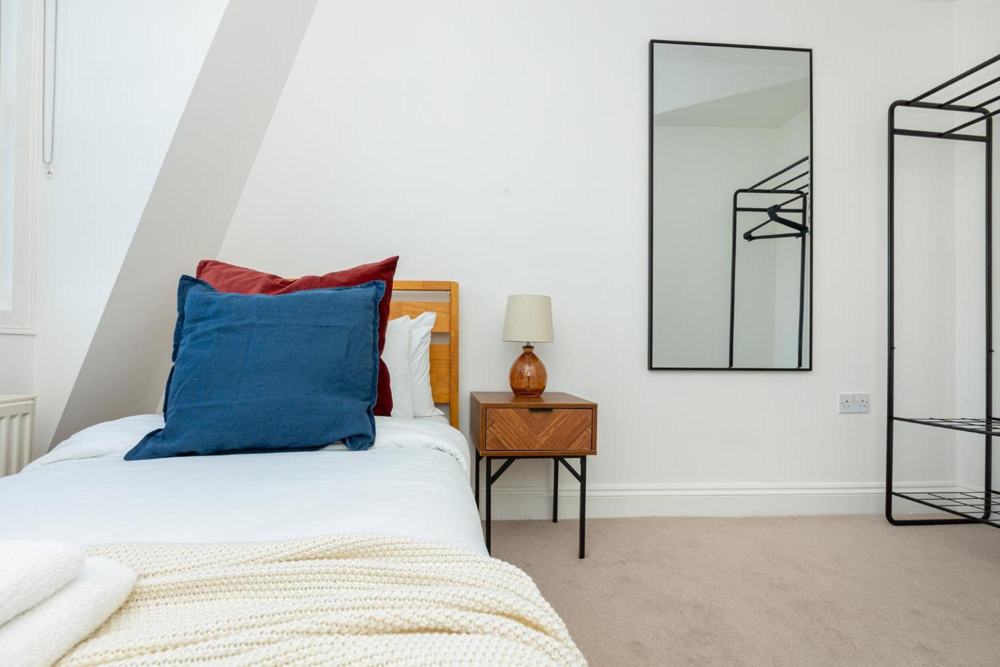 Spacious 4br 3-storey Townhouse In Lively Deptford Ferienhaus London