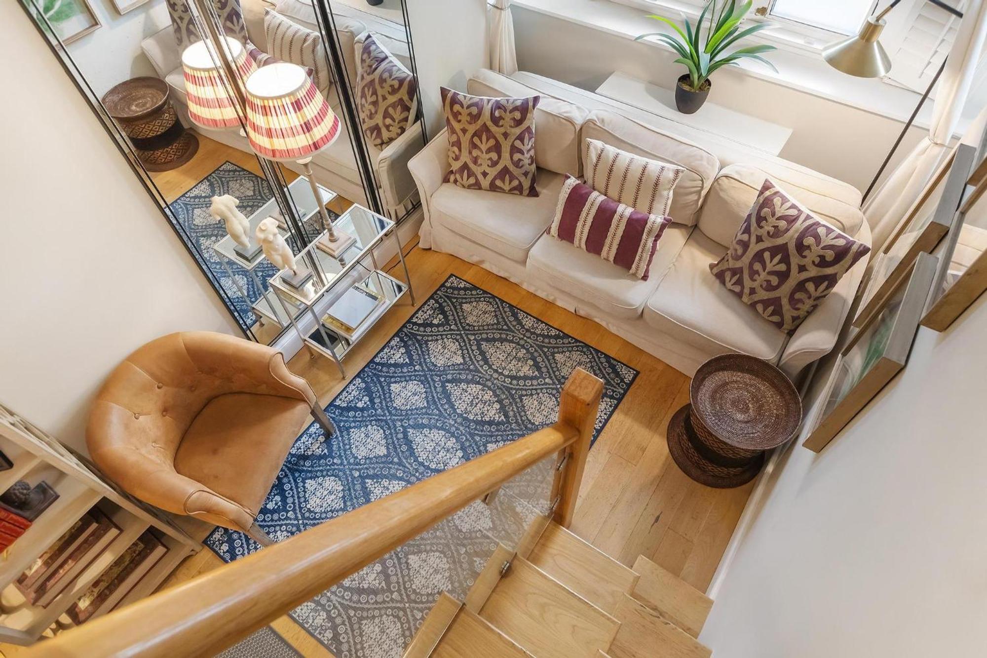 Stylish In Kensington Apartment *