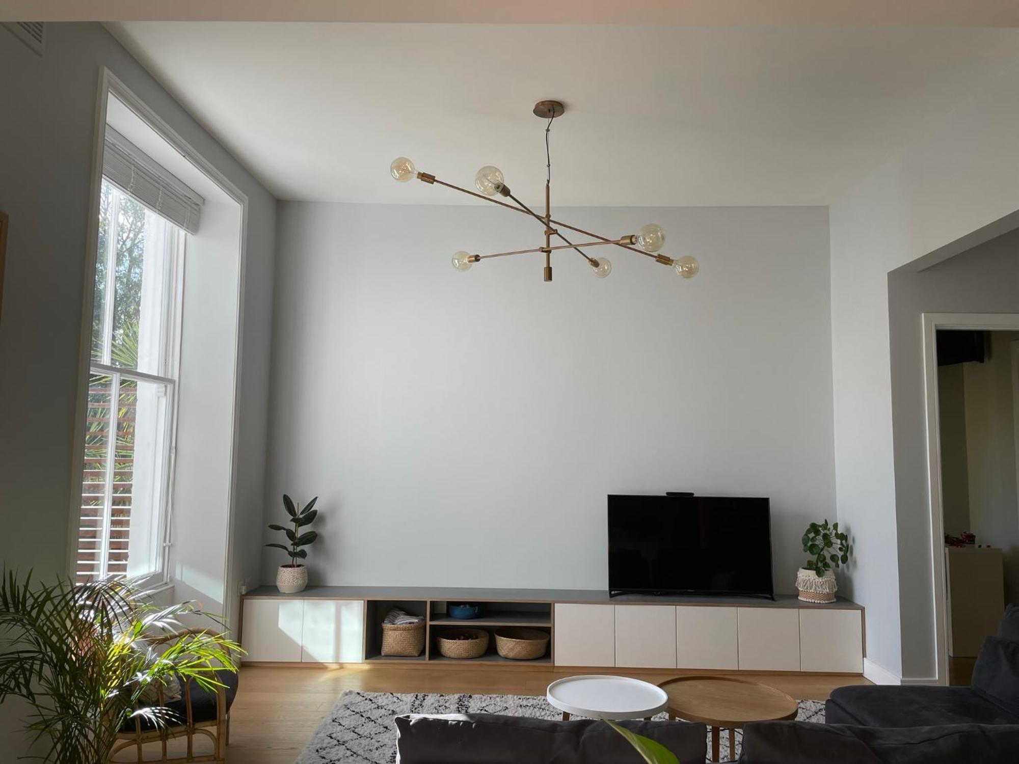 Spacious With Terrace Apartment