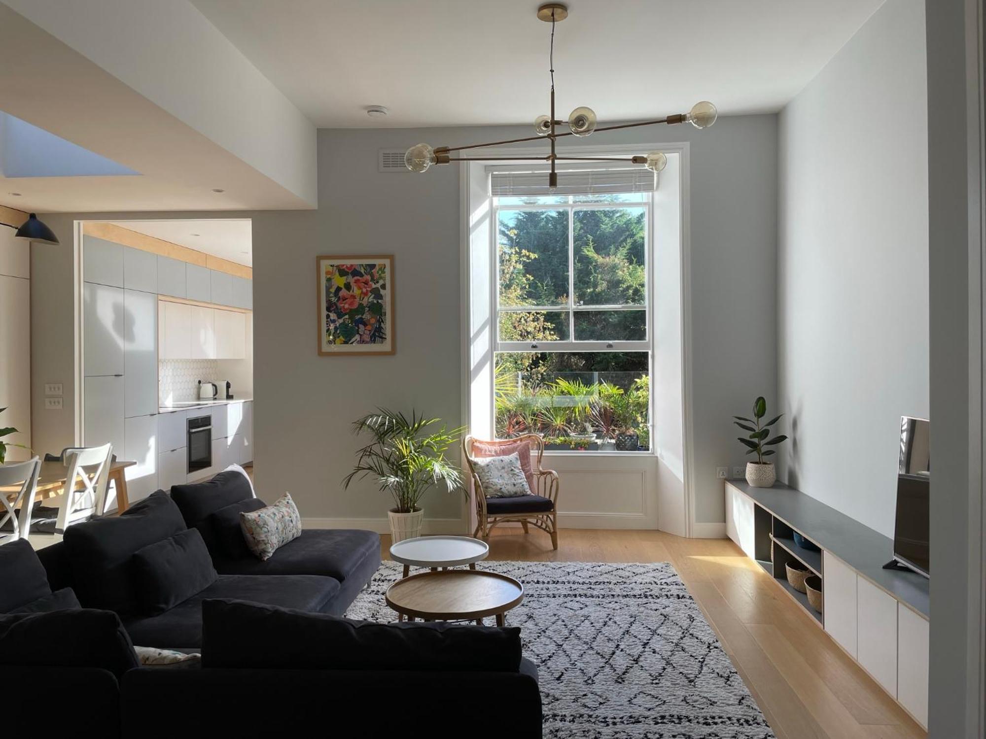 Apartment Spacious With Terrace