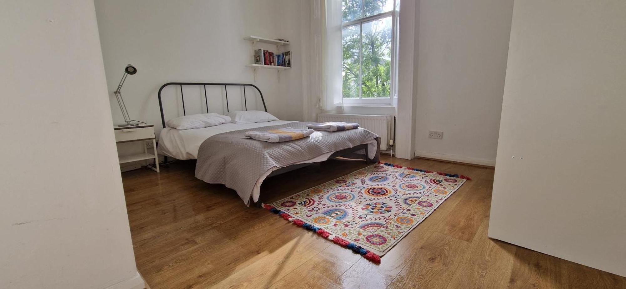 Primrose Hill - Charming, Cosy, 2 Double Bedrooms Apartamento *