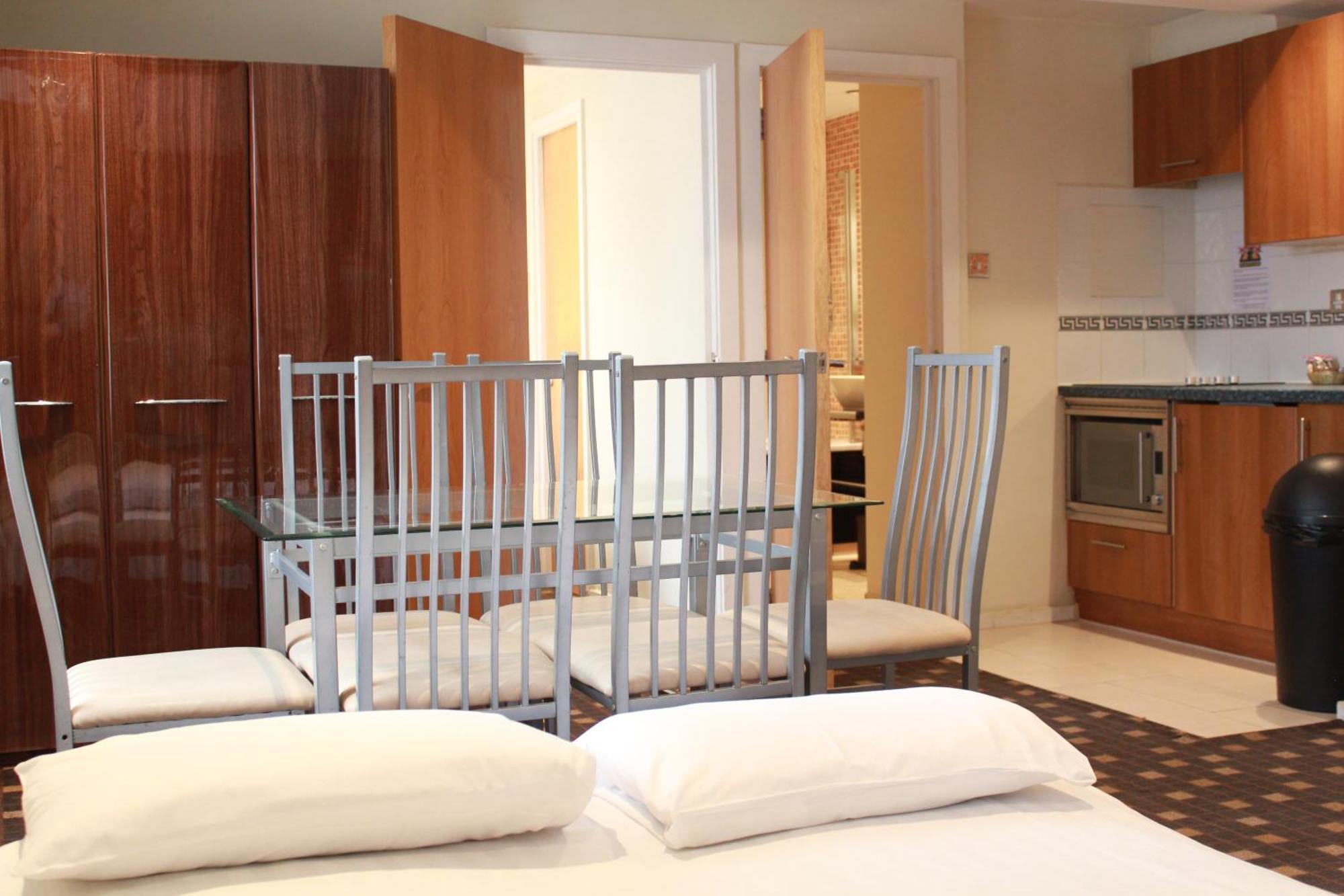 Apartahotel Grand Plaza Con Servicio 4*