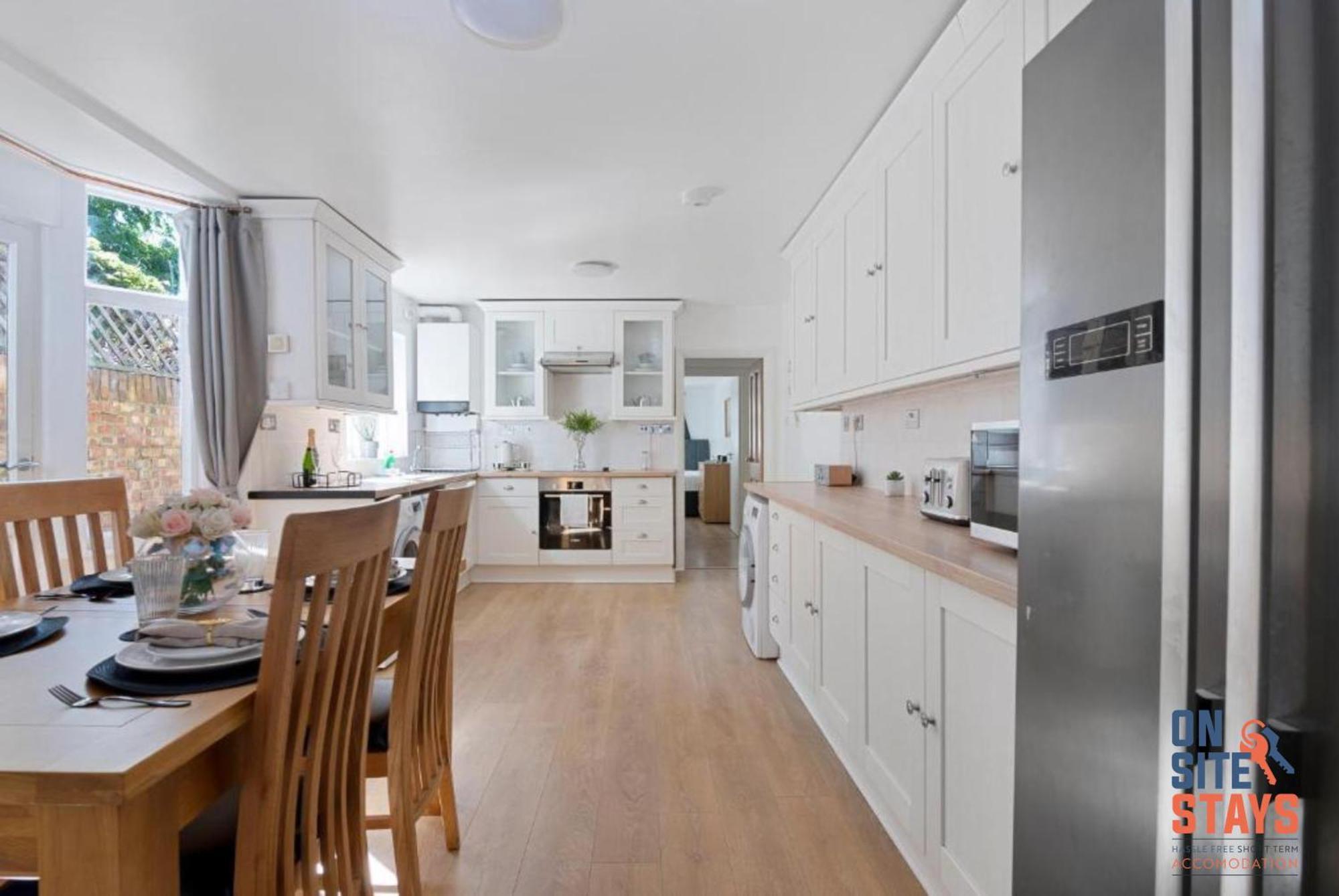 Appartement Onsitestays - Tranquil 2 Bedroom With Large Kitchen, Private Garden Near Wimbledon Station
