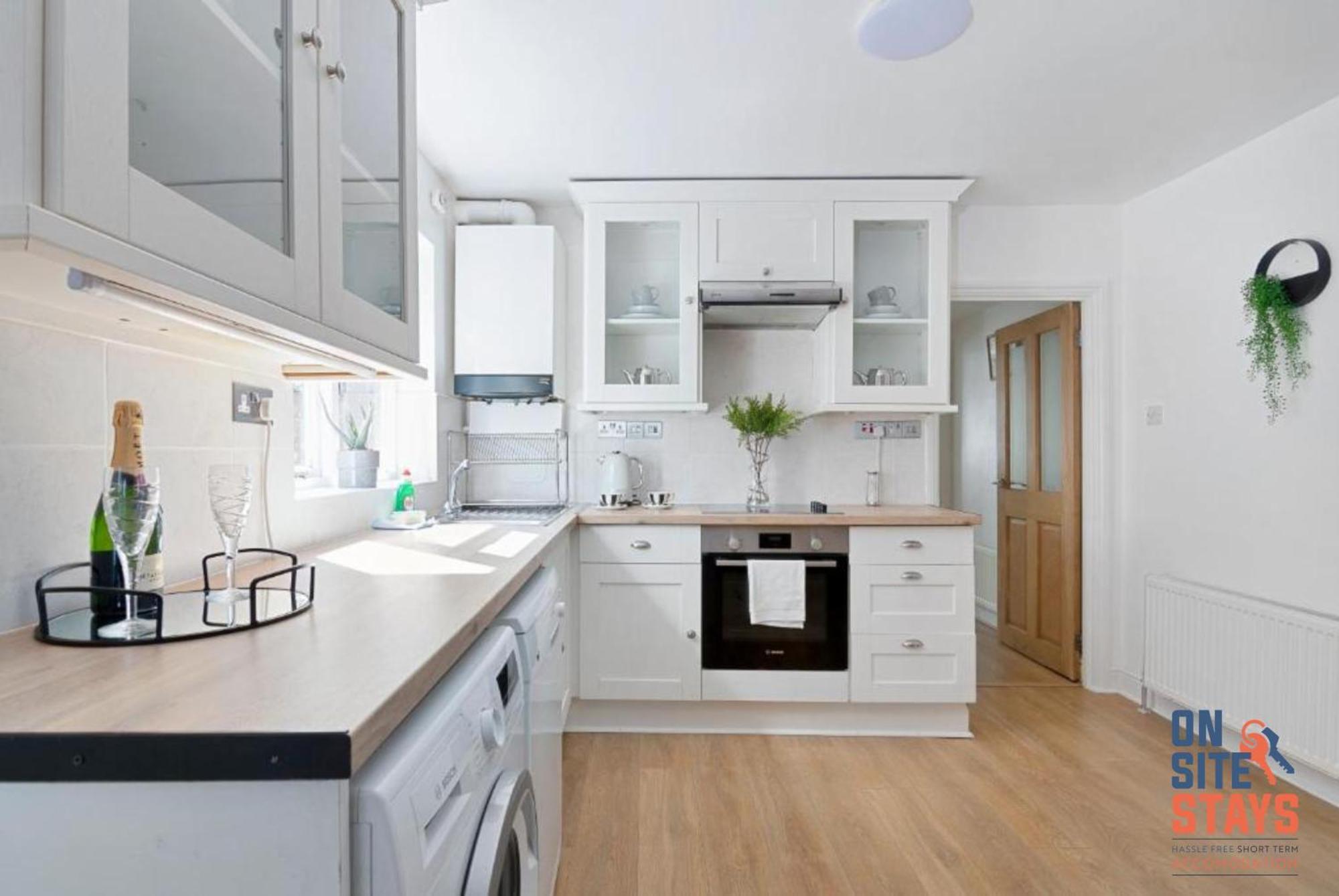 Appartement Onsitestays - Tranquil 2 Bedroom With Large Kitchen, Private Garden Near Wimbledon Station Londres