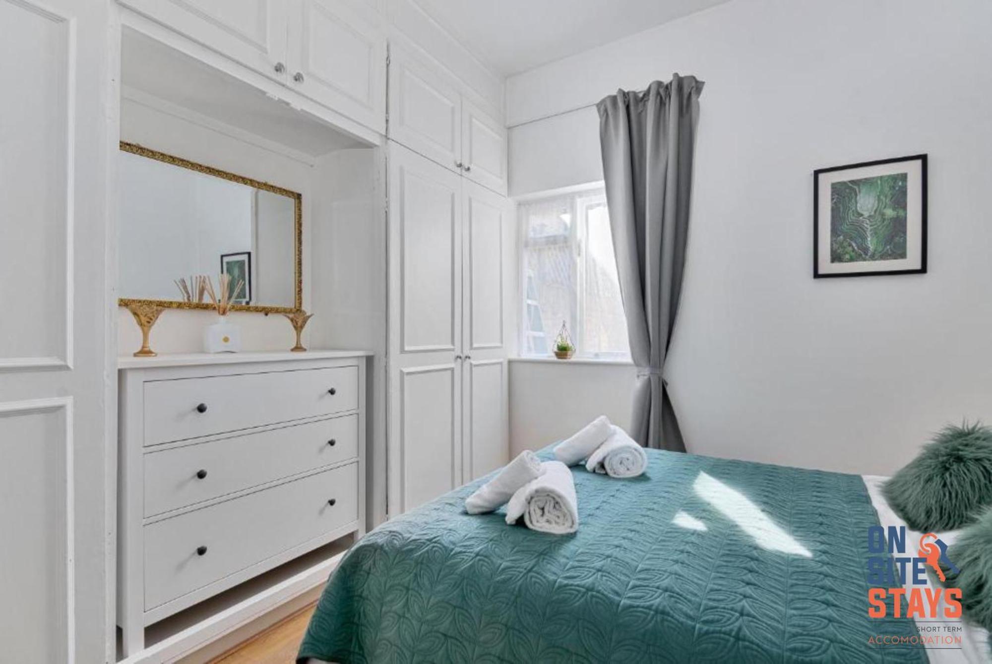 Appartement Onsitestays - Tranquil 2 Bedroom With Large Kitchen, Private Garden Near Wimbledon Station Londres