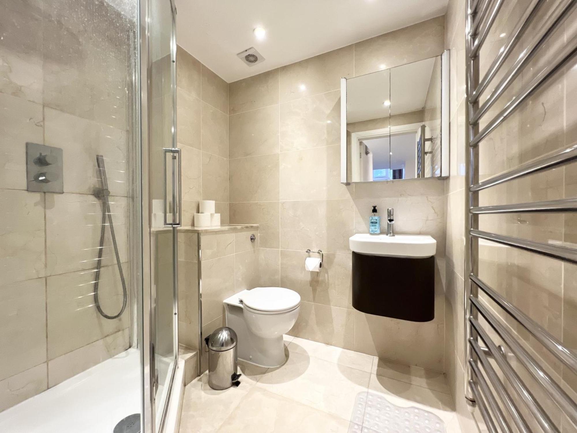Vip Serviced Excellent Location Great Price *