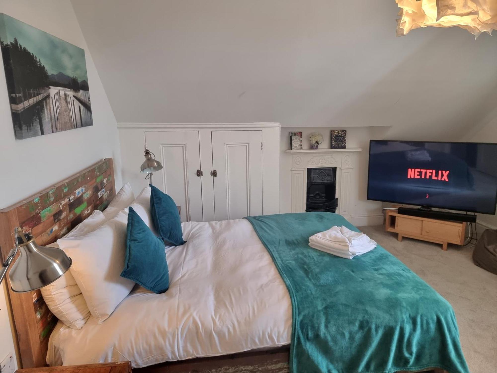 Apartamento Stylish 2-bed Flat, Quick Access To Sights