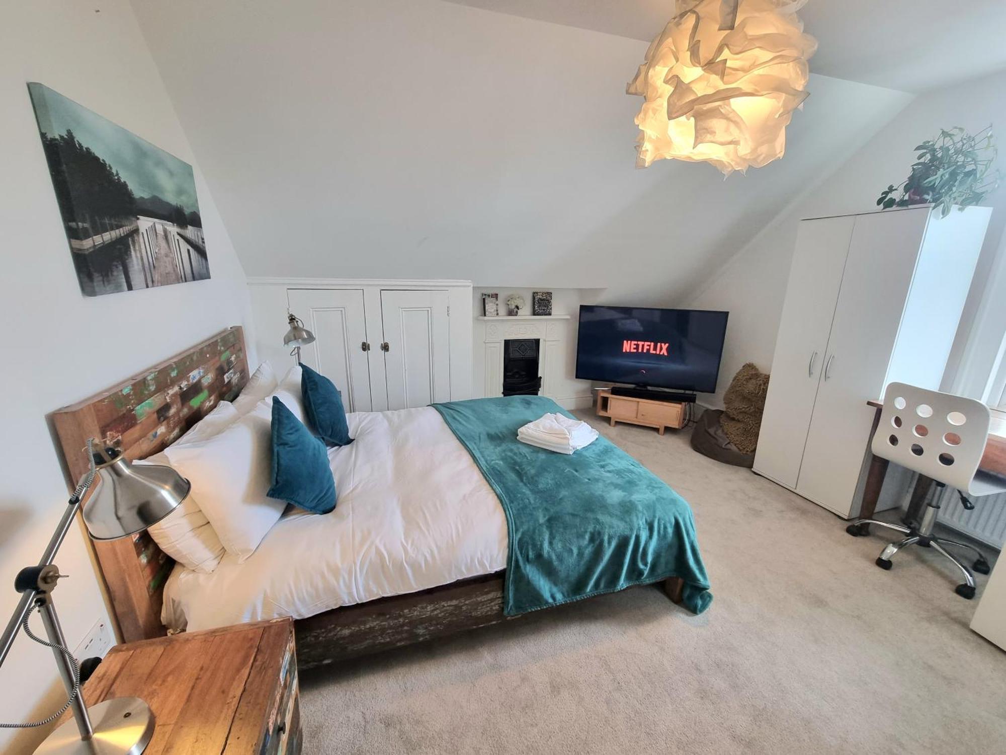Stylish 2-bed Flat, Quick Access To Sights Apartamento *