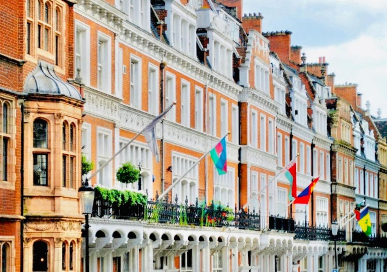 Apartamento 2 Bedroom Flat In Diplomatic Enclave In Kensington Londres